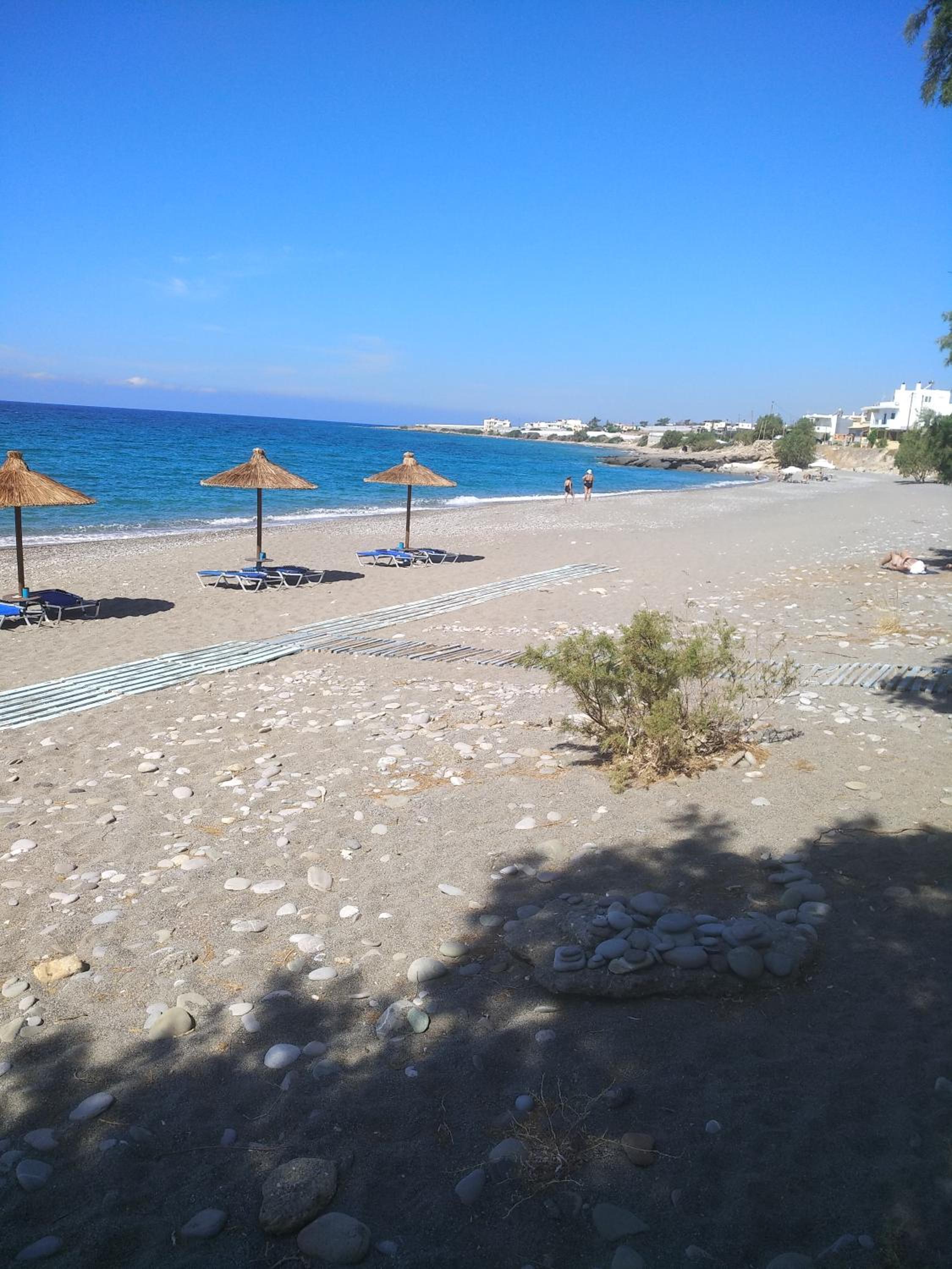 Apartment with Sea View - Photo 10