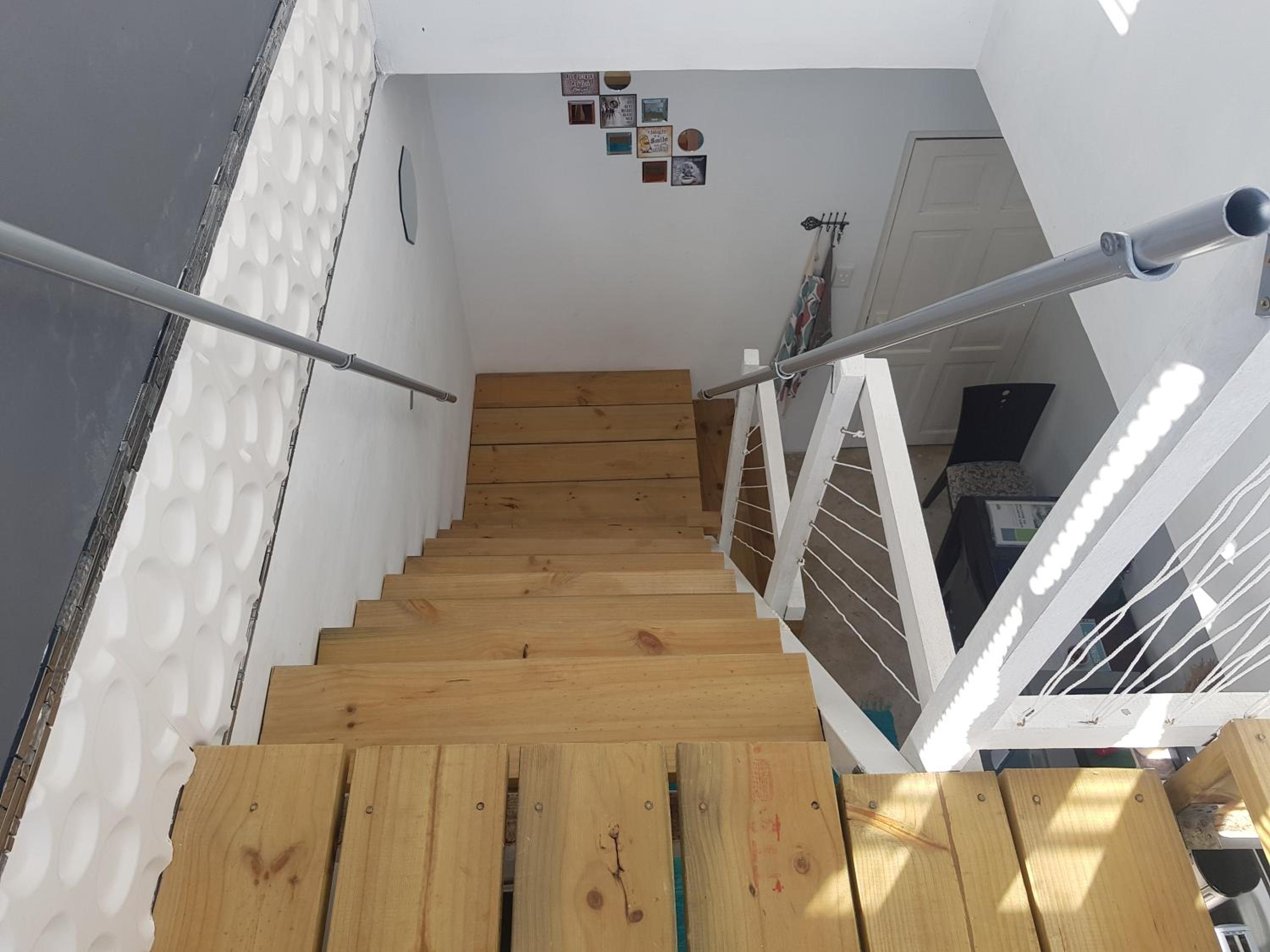 Apartment - Split Level with Ocean View - Photo 29