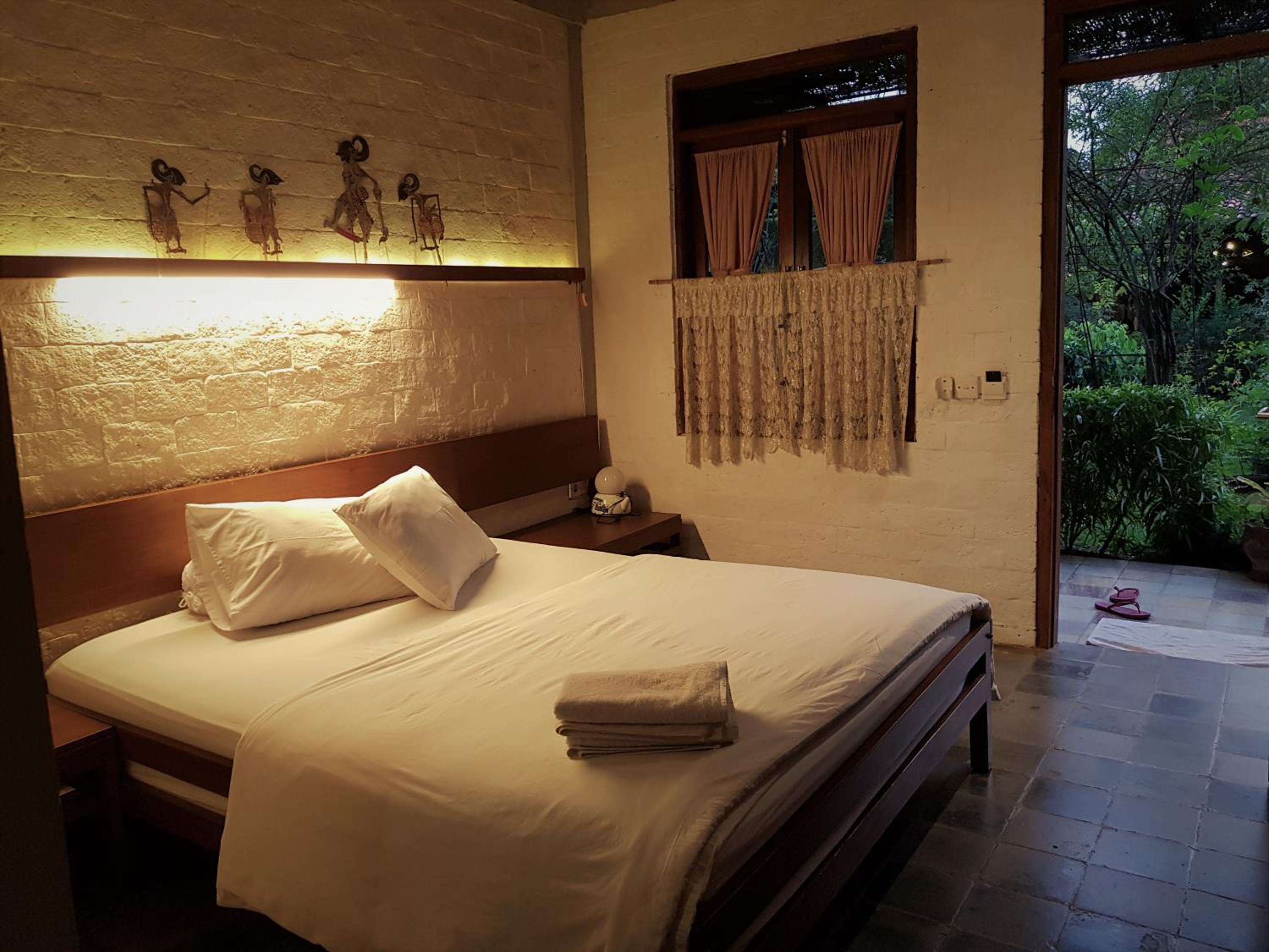 Standard Double Room - Photo 14