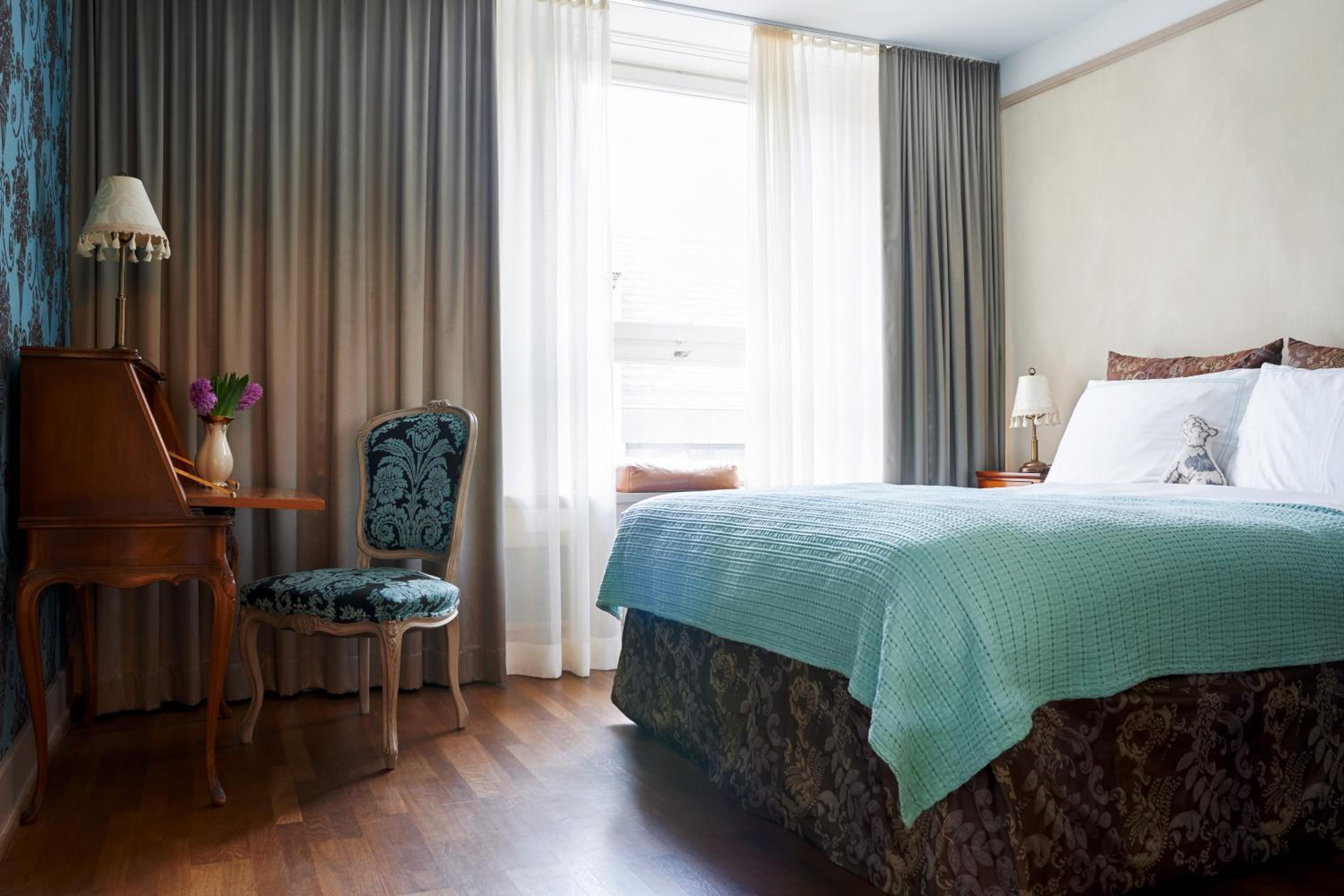 Available room