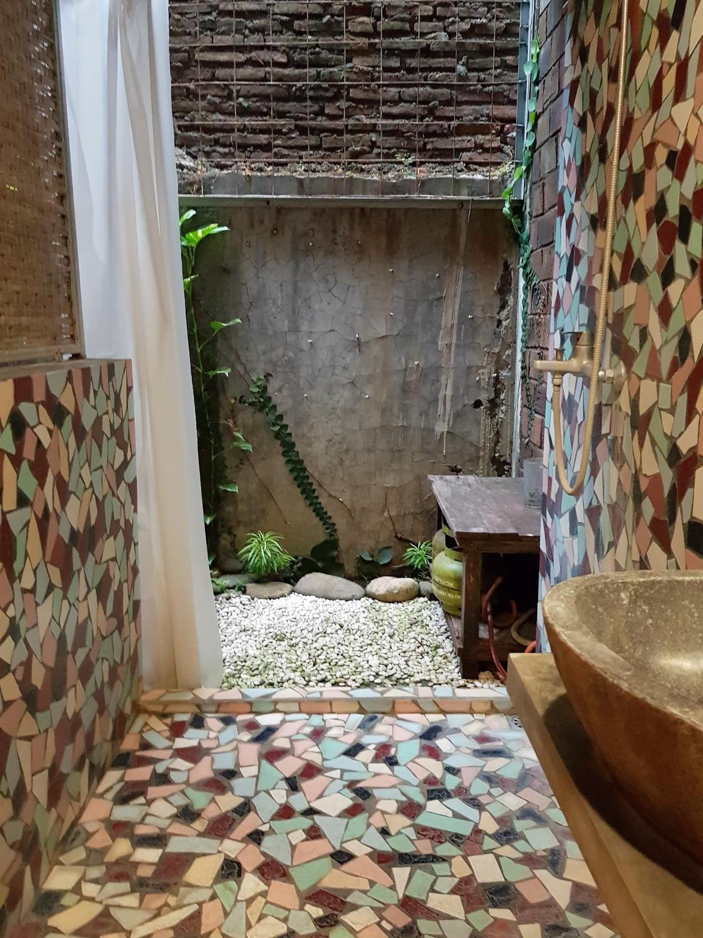 Standard Double Room - Photo 4
