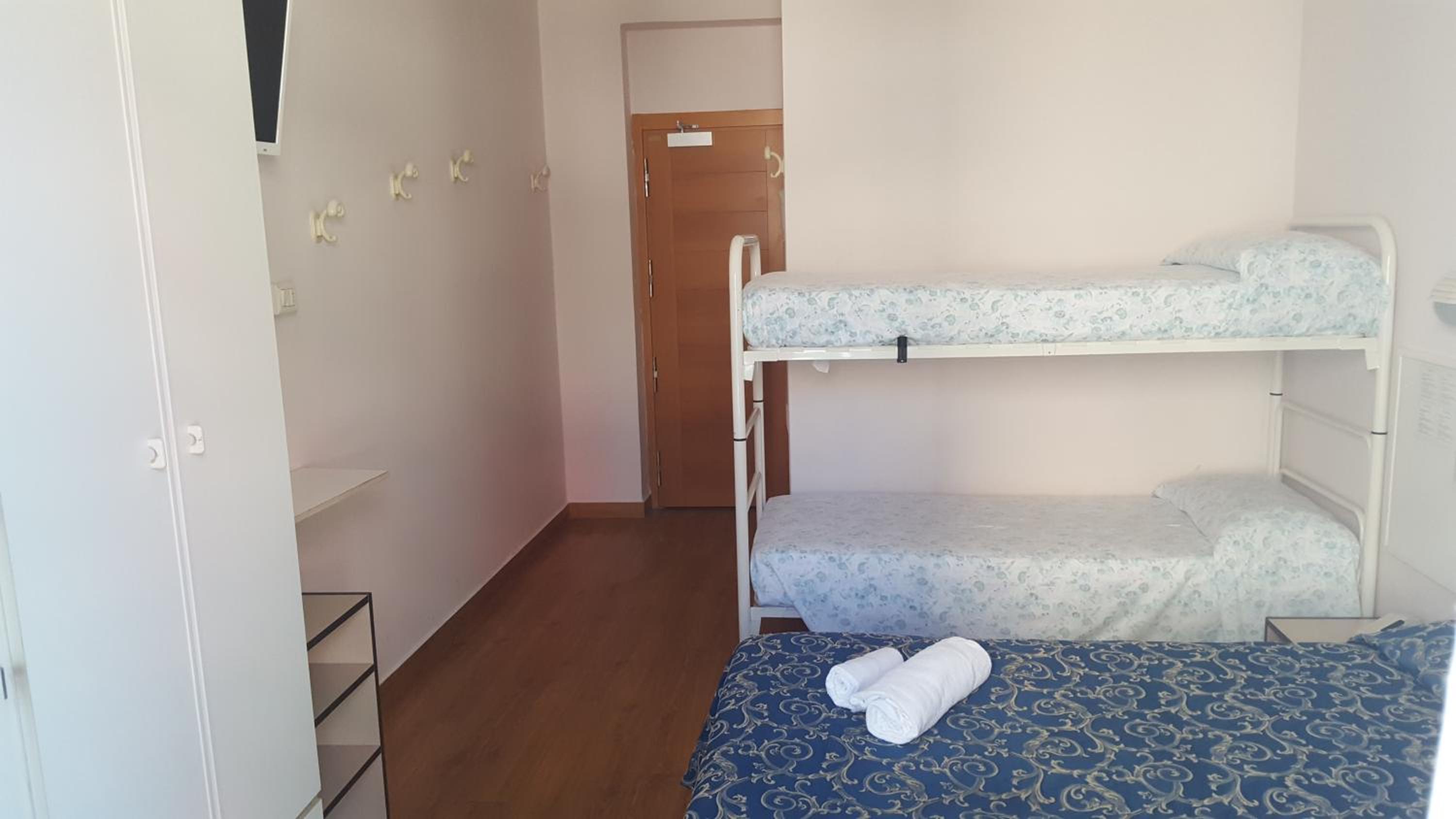 Economy Quadruple Room