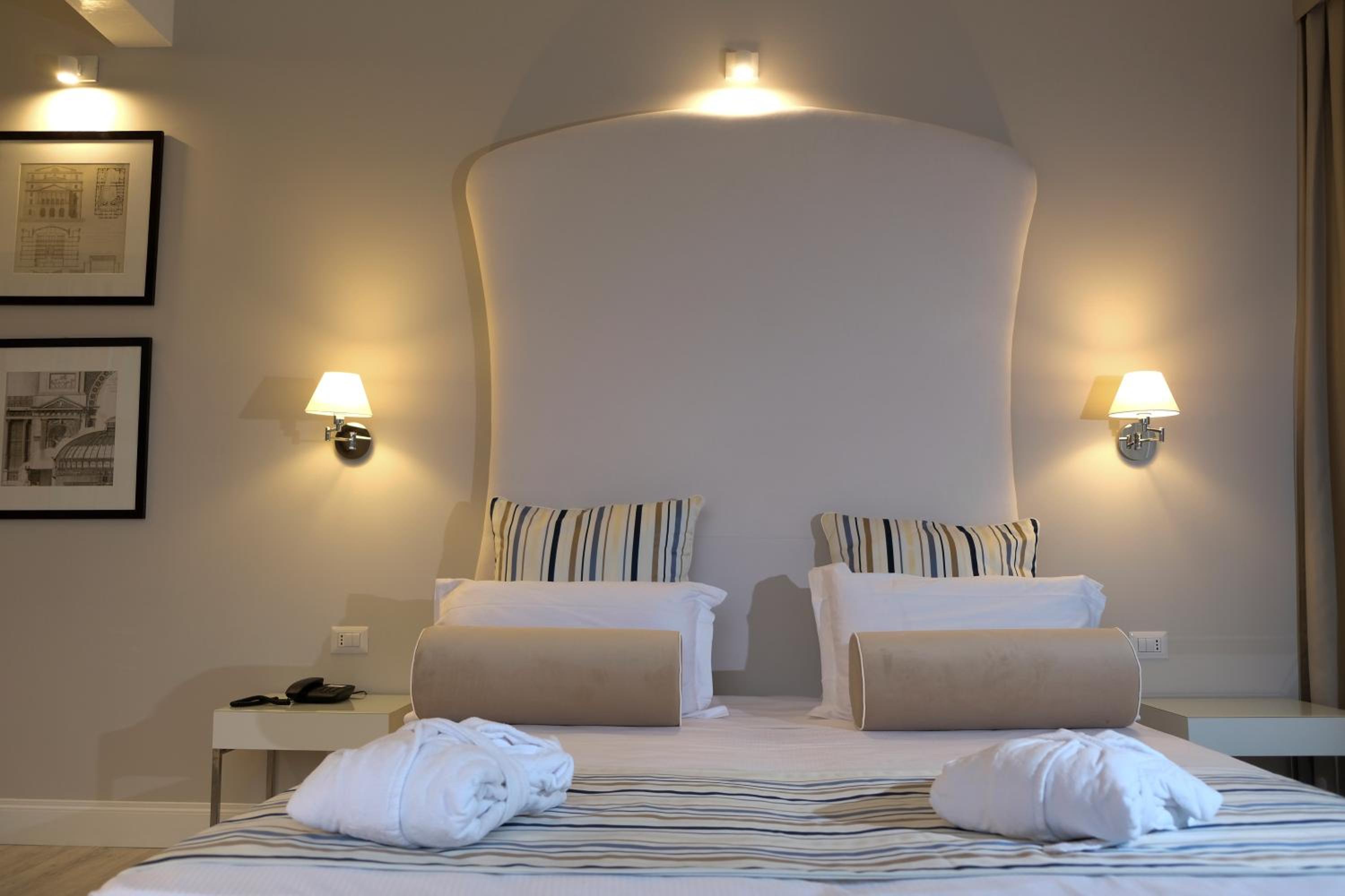 Suite with Lake View - Photo 6