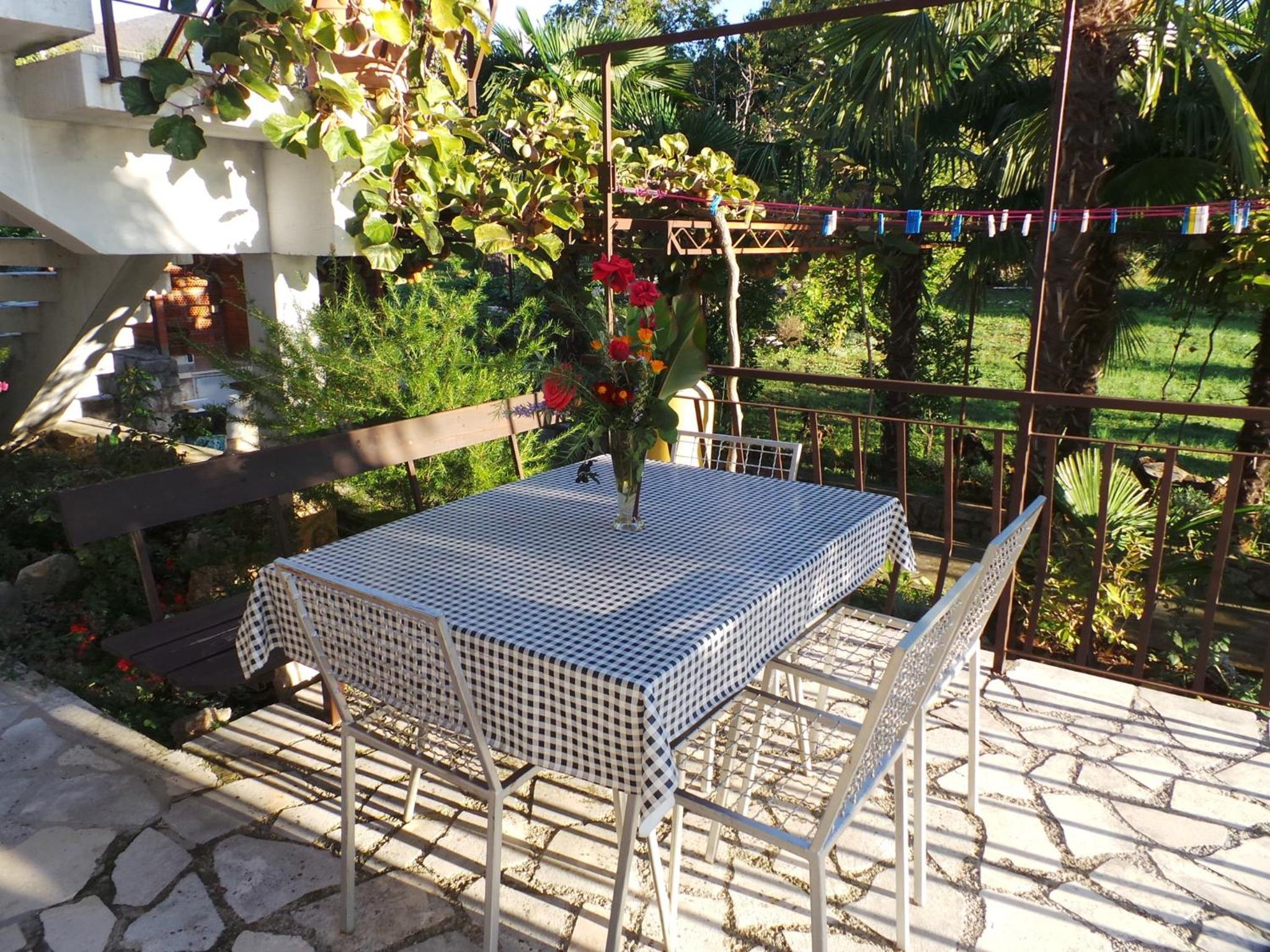 Studio Apartment with Terrace - Photo 16