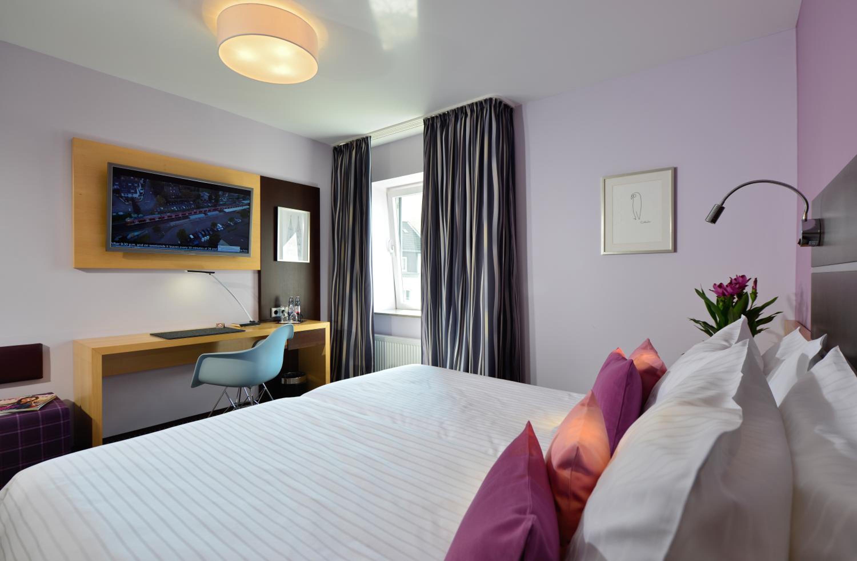Double or Twin Room - Photo 6