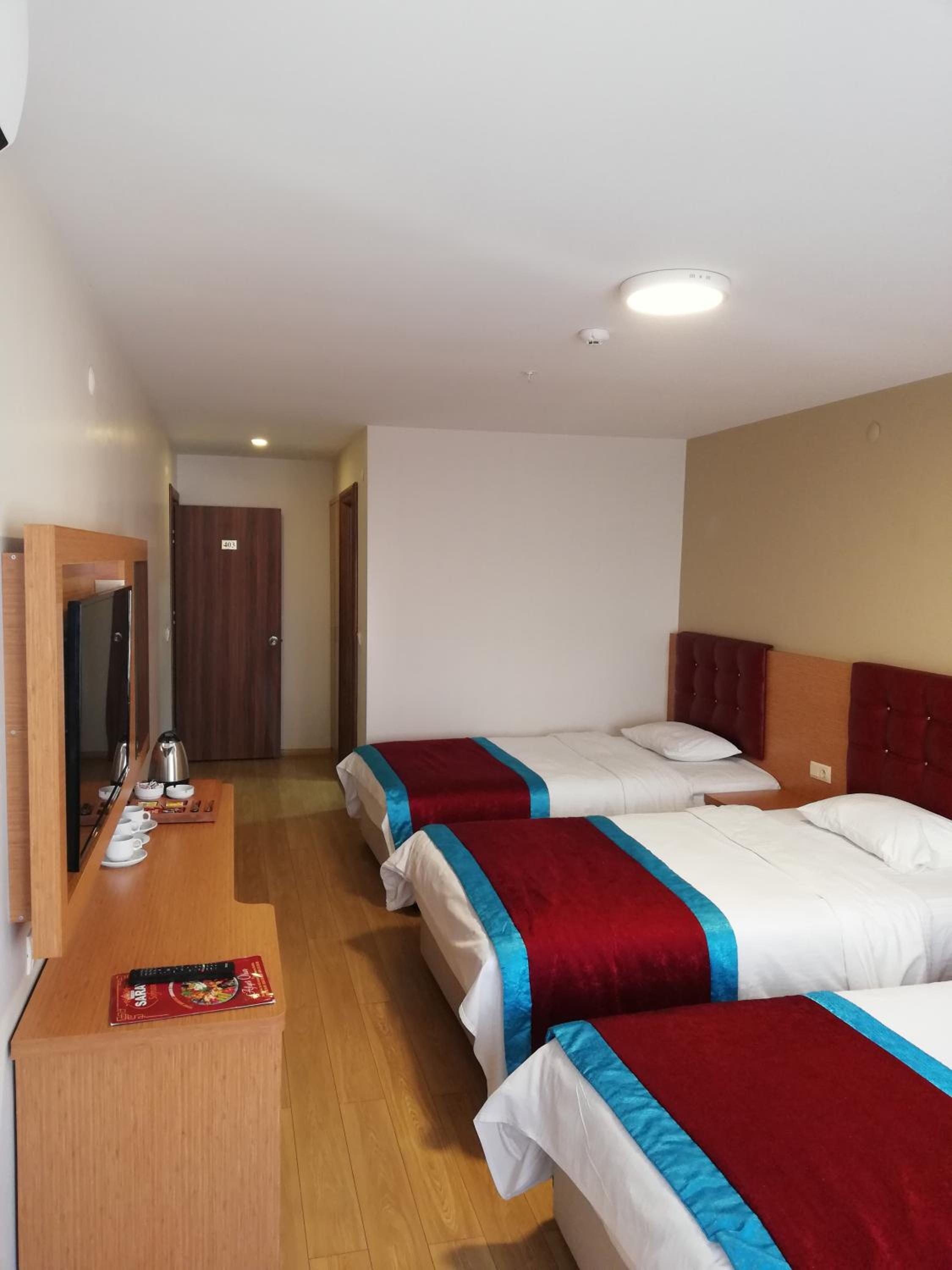 Standard Triple Room - Photo 12