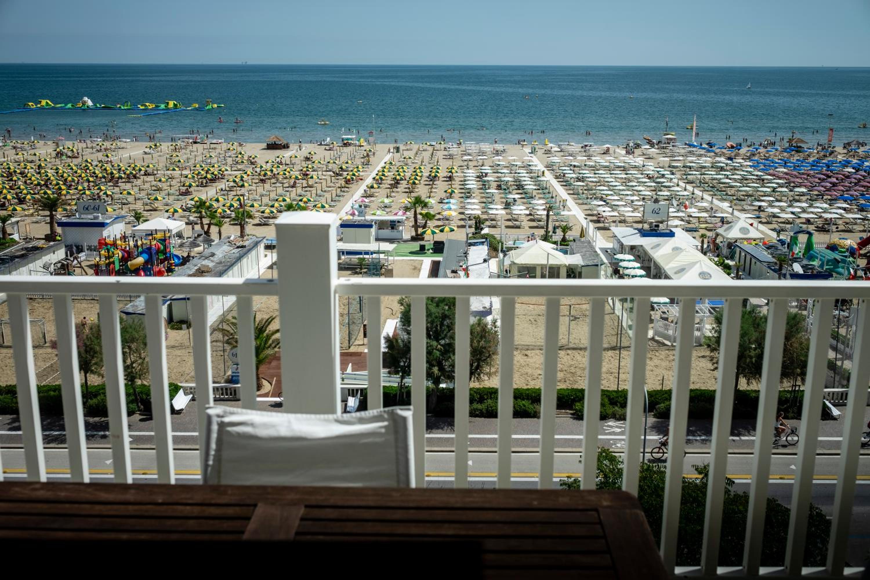 Suite with Sea View - Photo 8