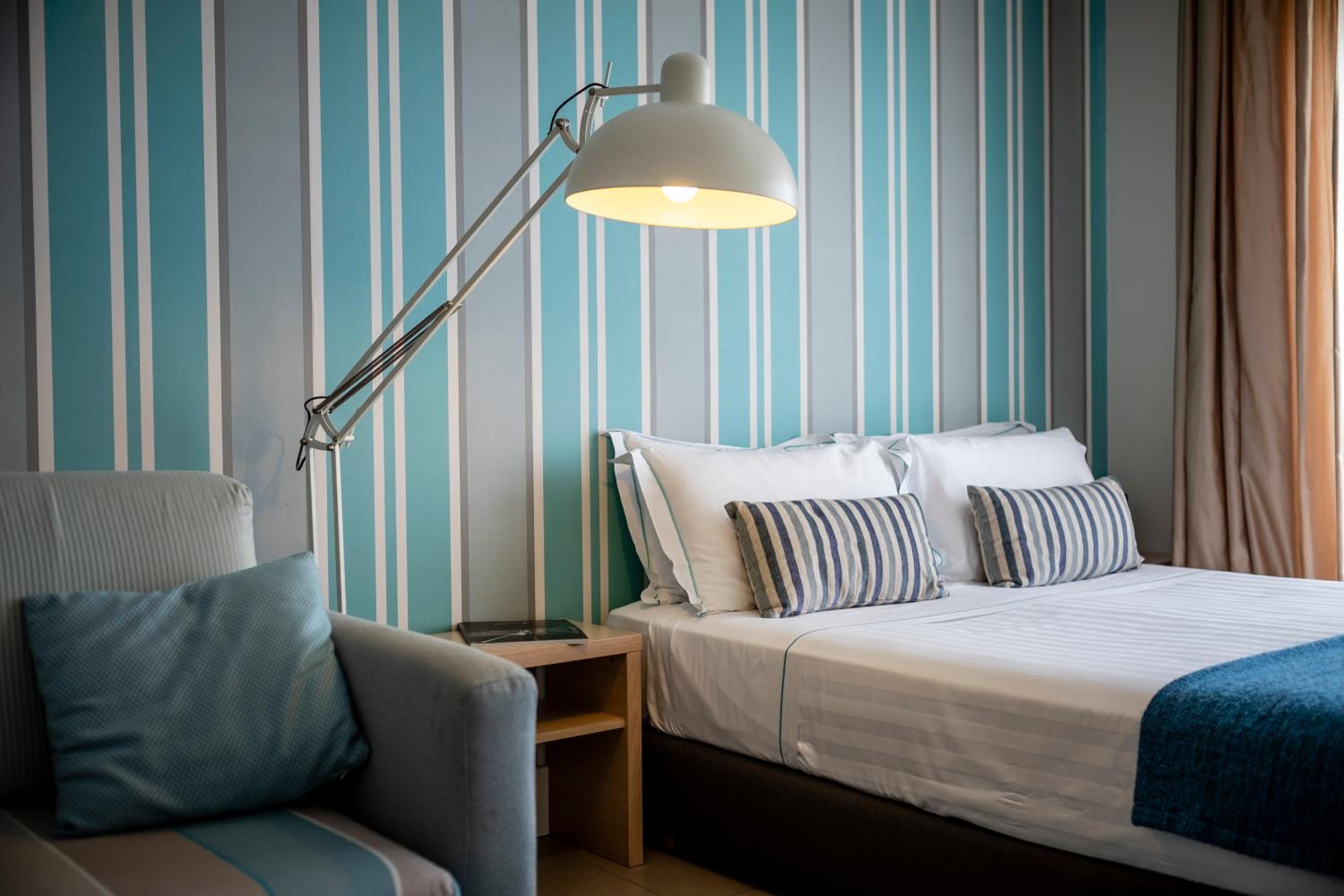 Deluxe Suite - Photo 14