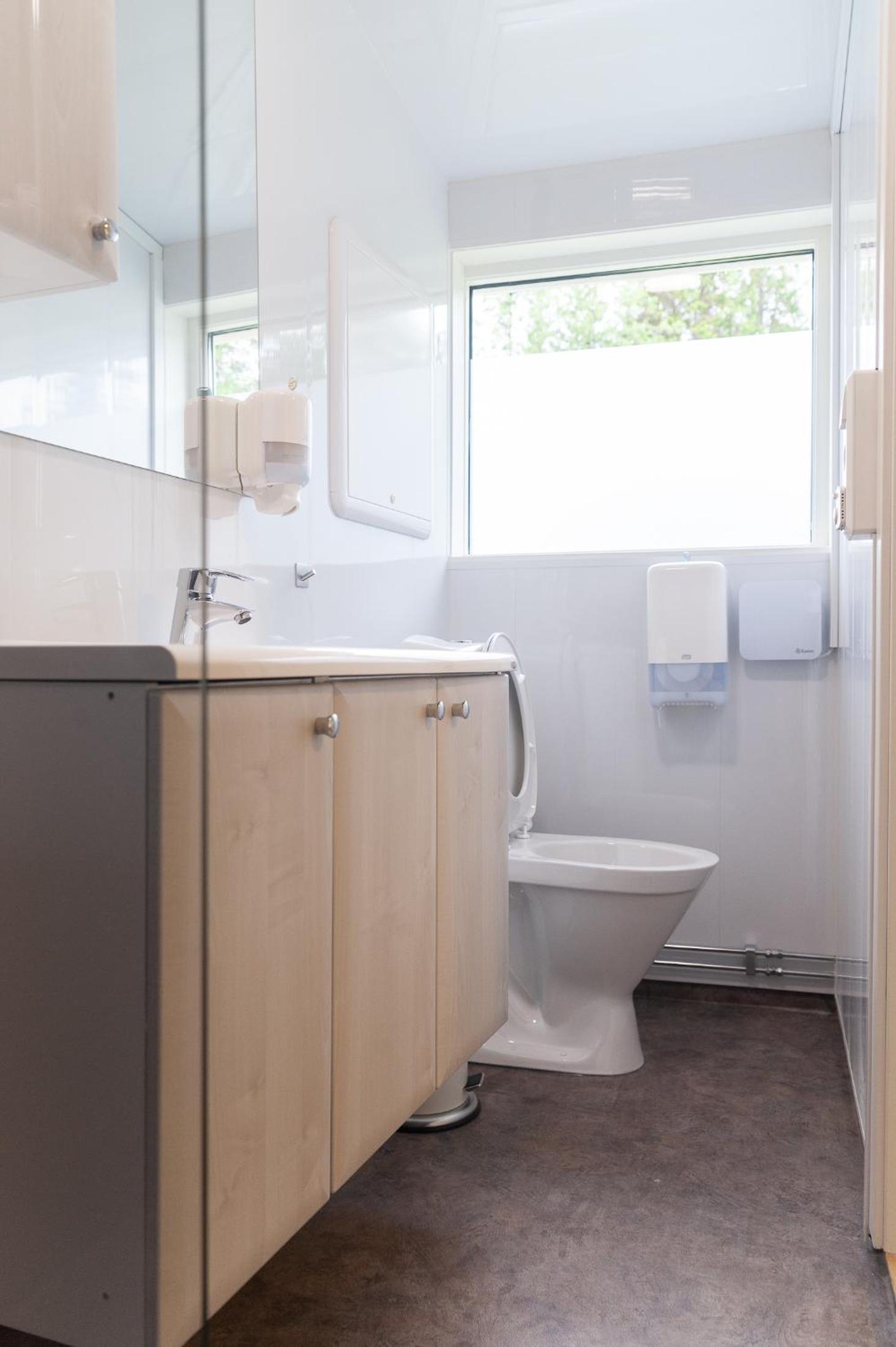 Double Room With Private Bathroom photo 2
