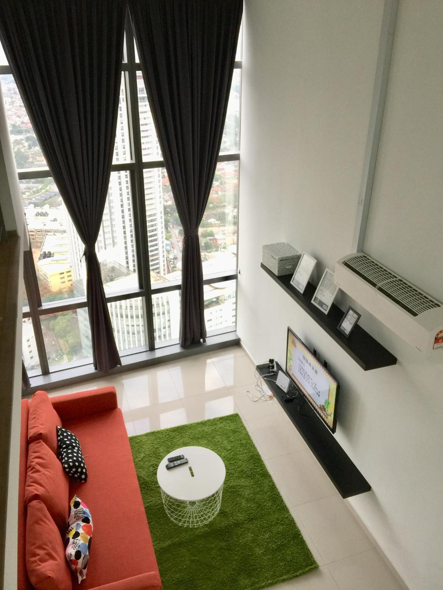 Executive Studio