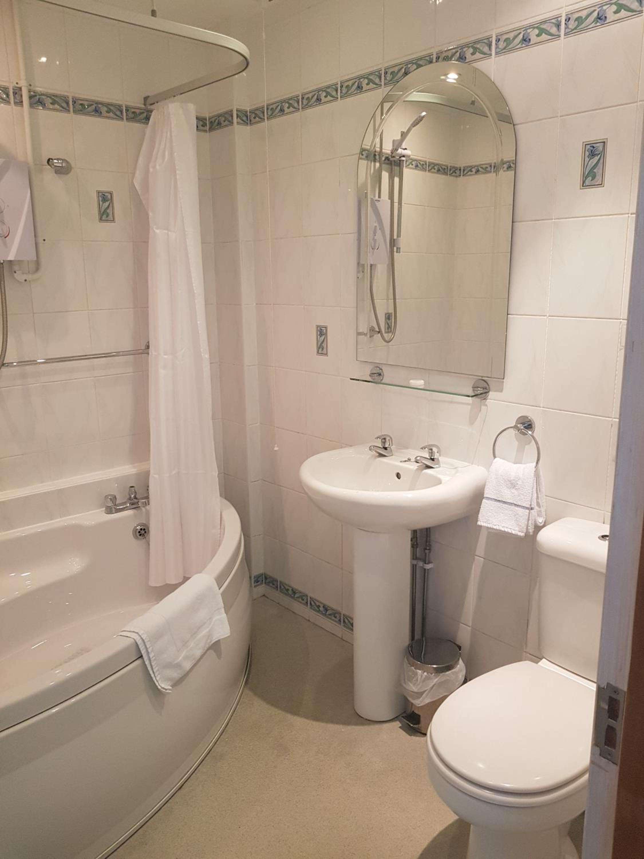 Double Room with Bathroom No. 15 - Photo 4