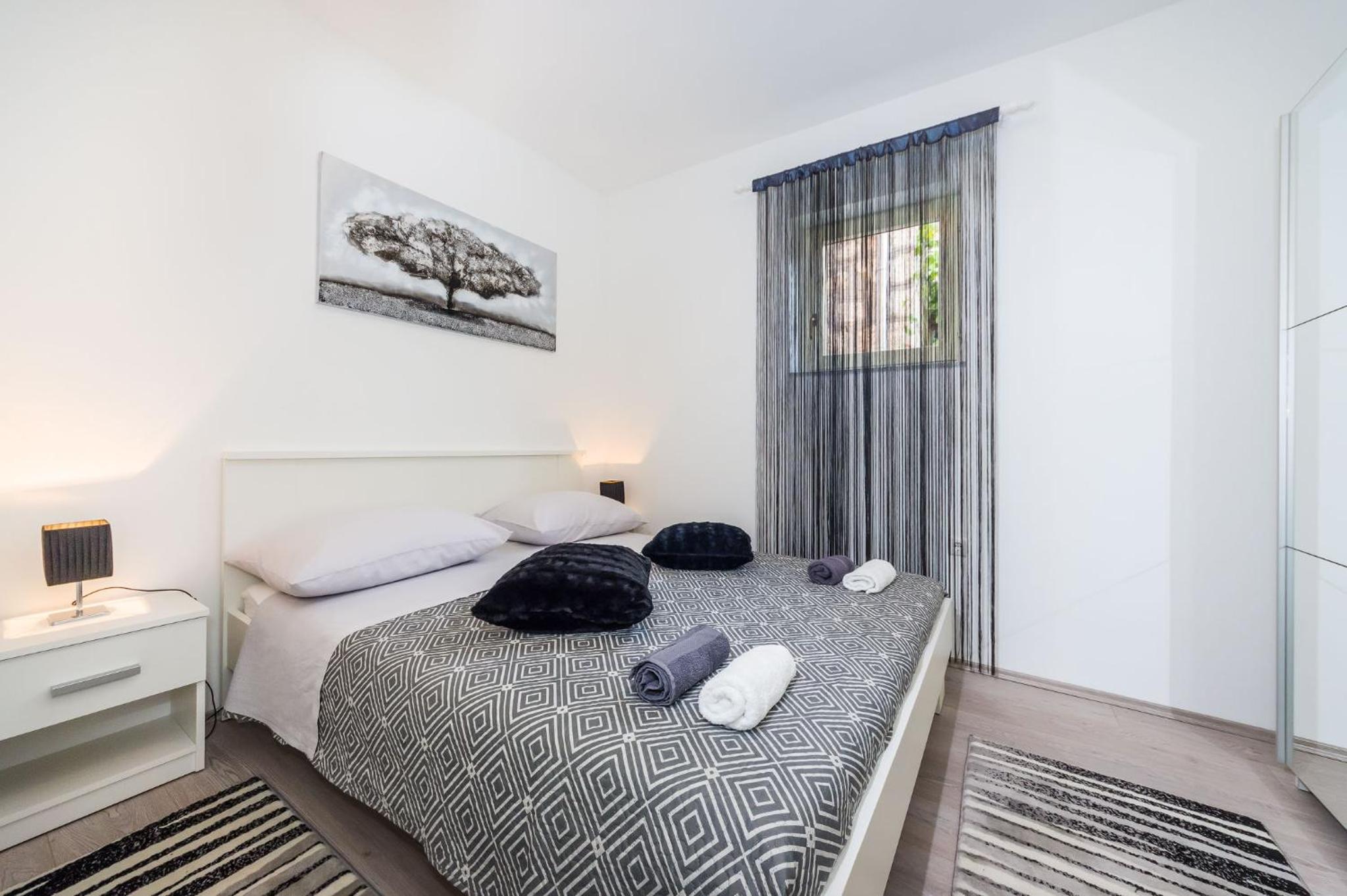 Apartment - Photo 1