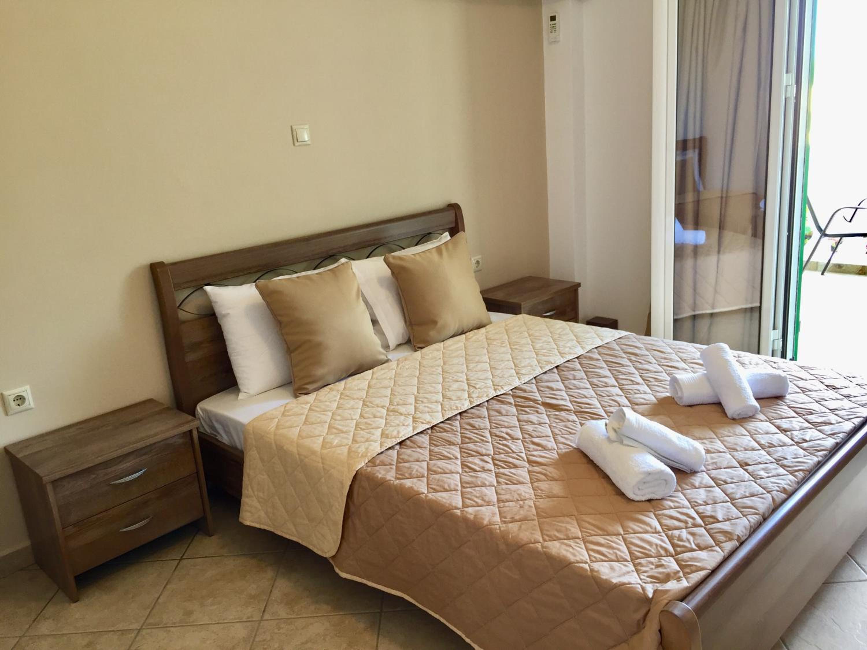 Studio Apartment with Sea View