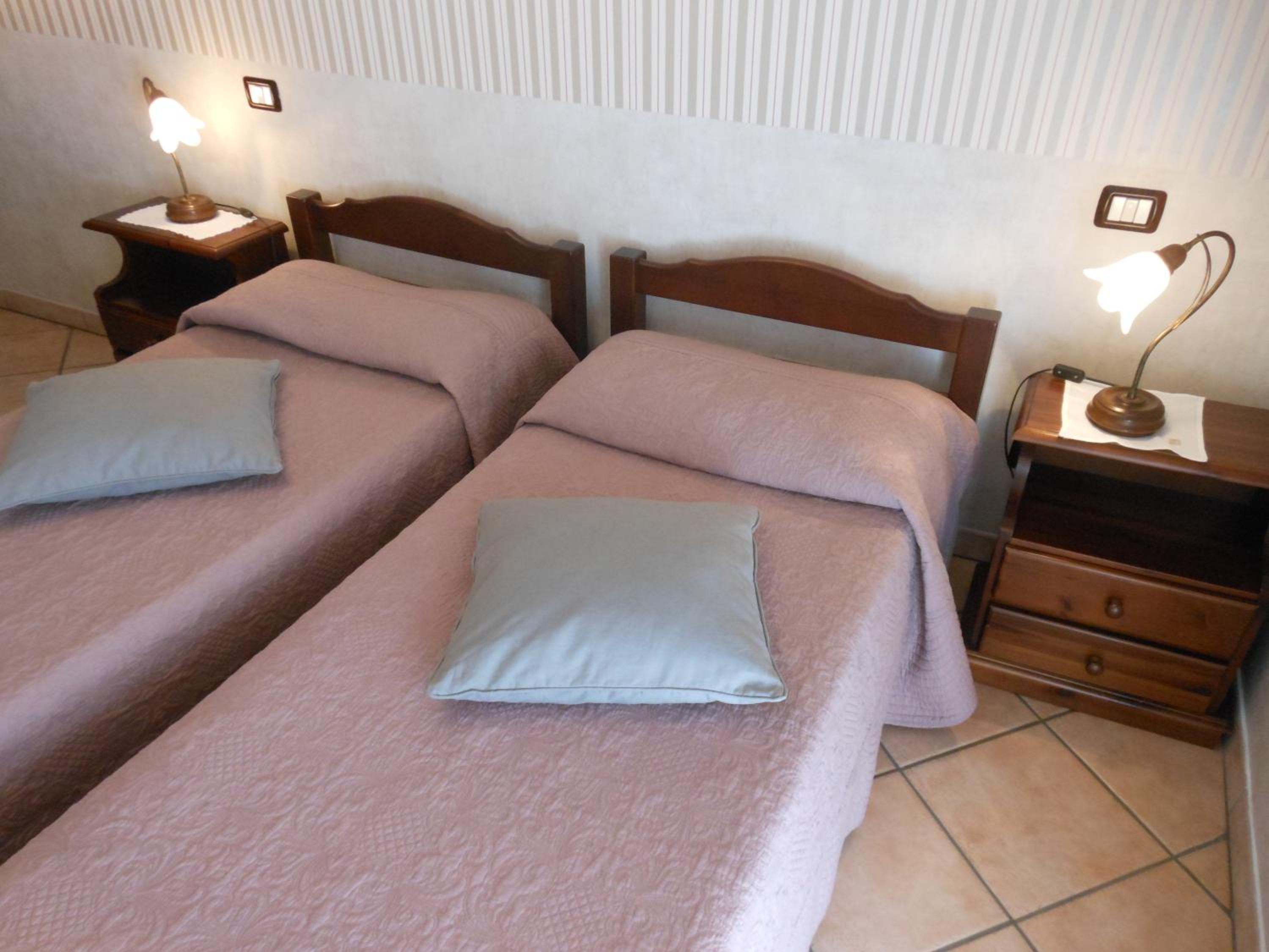 Single Room photo 3