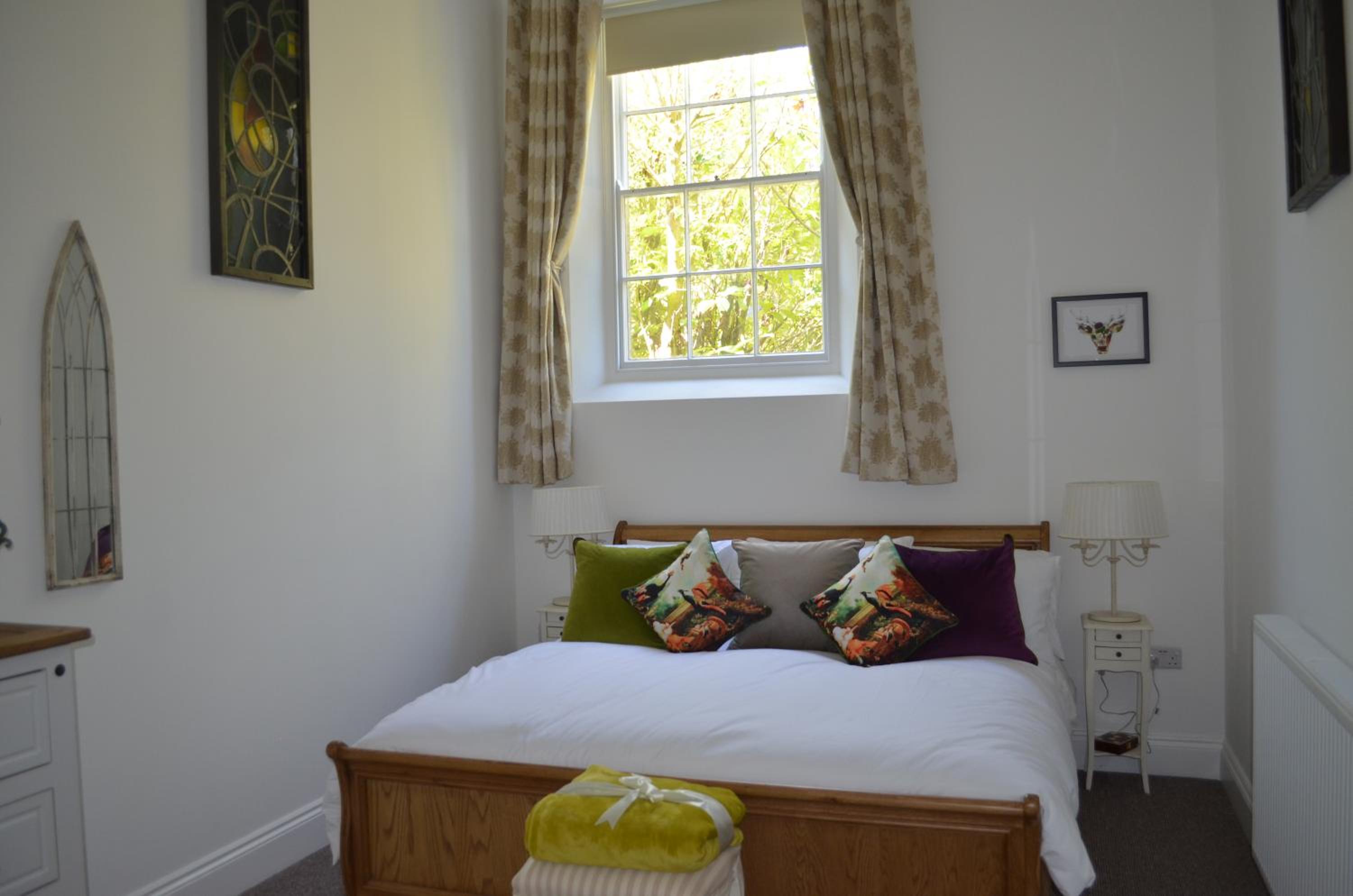 Deluxe King Suite photo 2