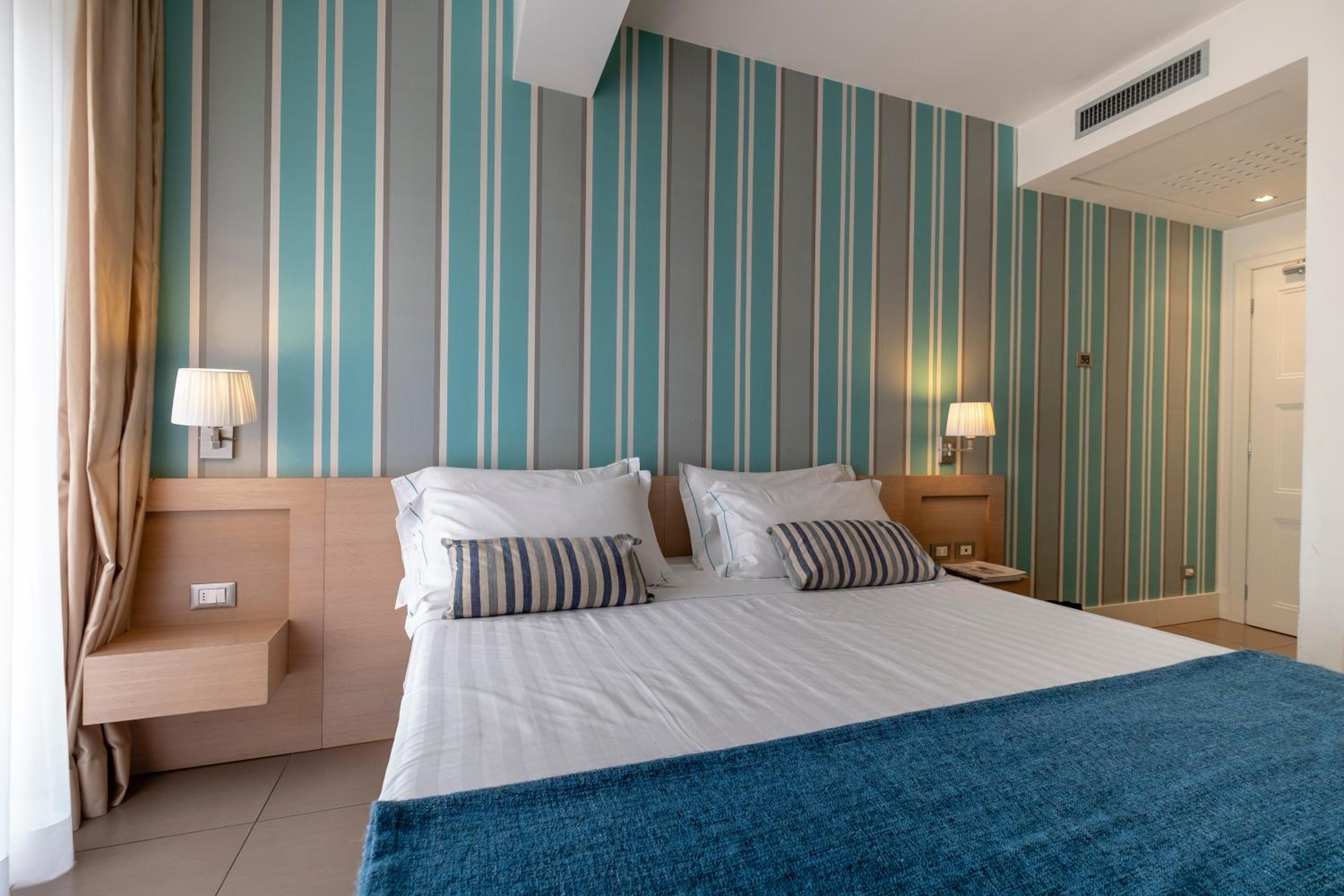 Comfort Double Room with Balcony - Photo 1