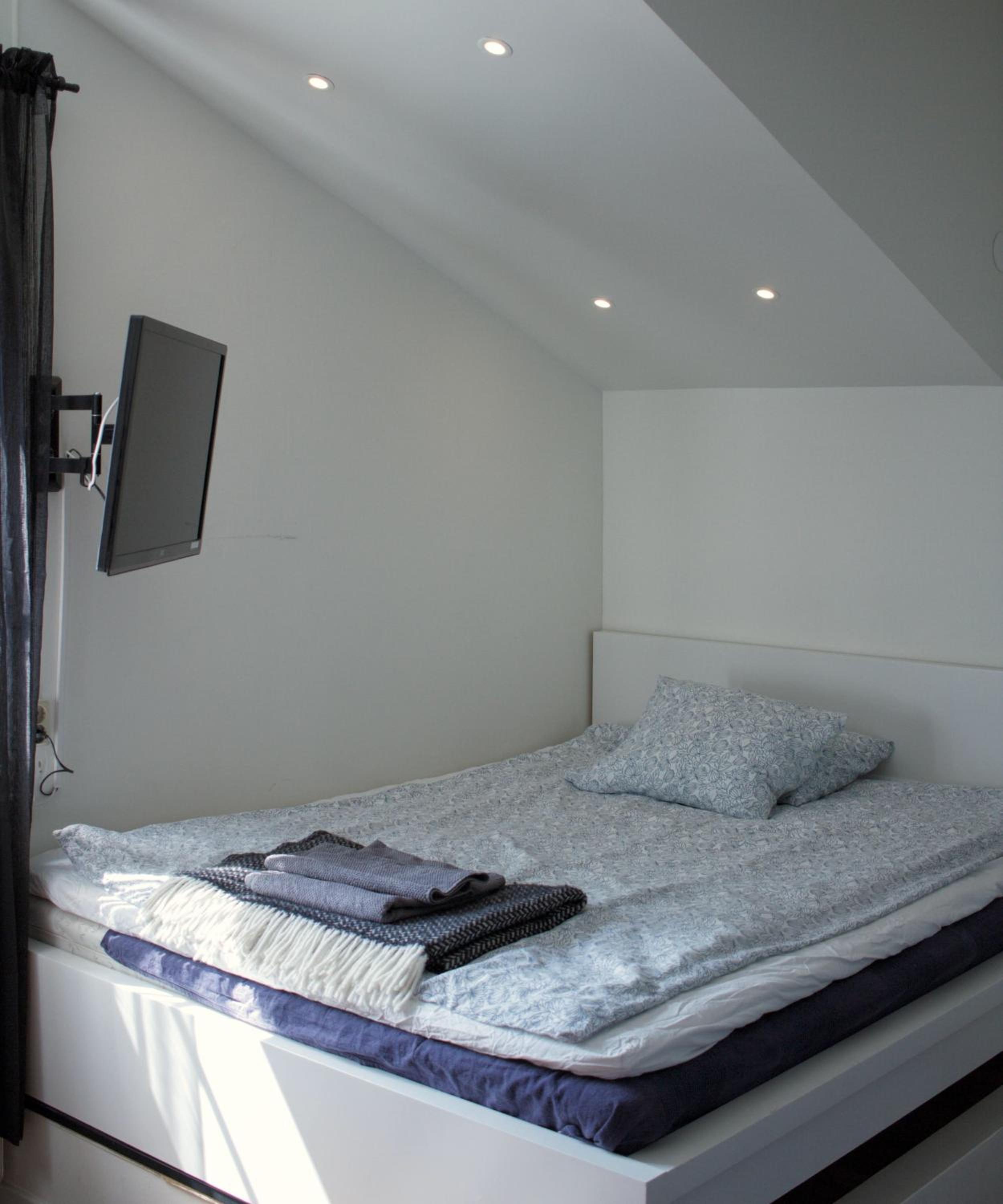 Apartment photo 2