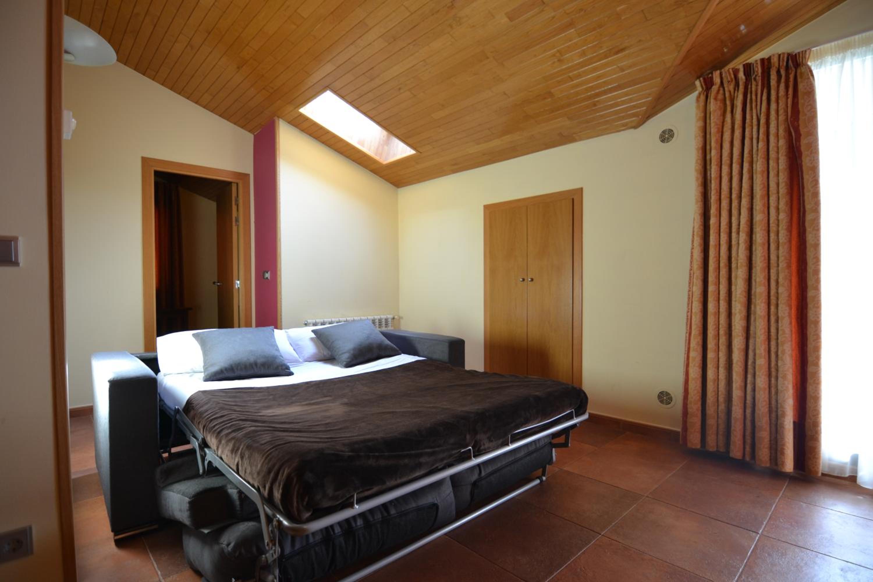 Apartment (3-5 Adults) photo 3