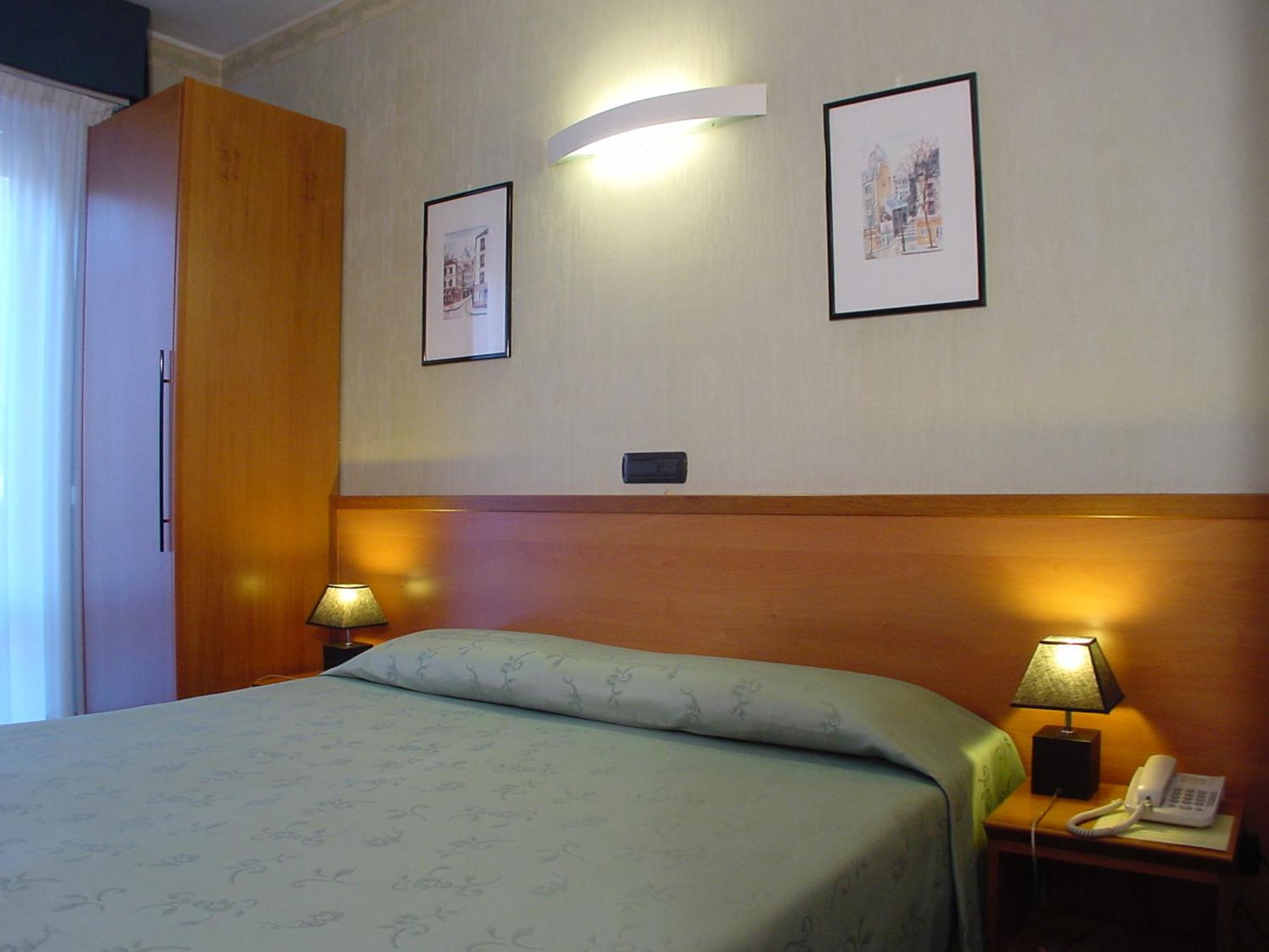 Single Room photo 3