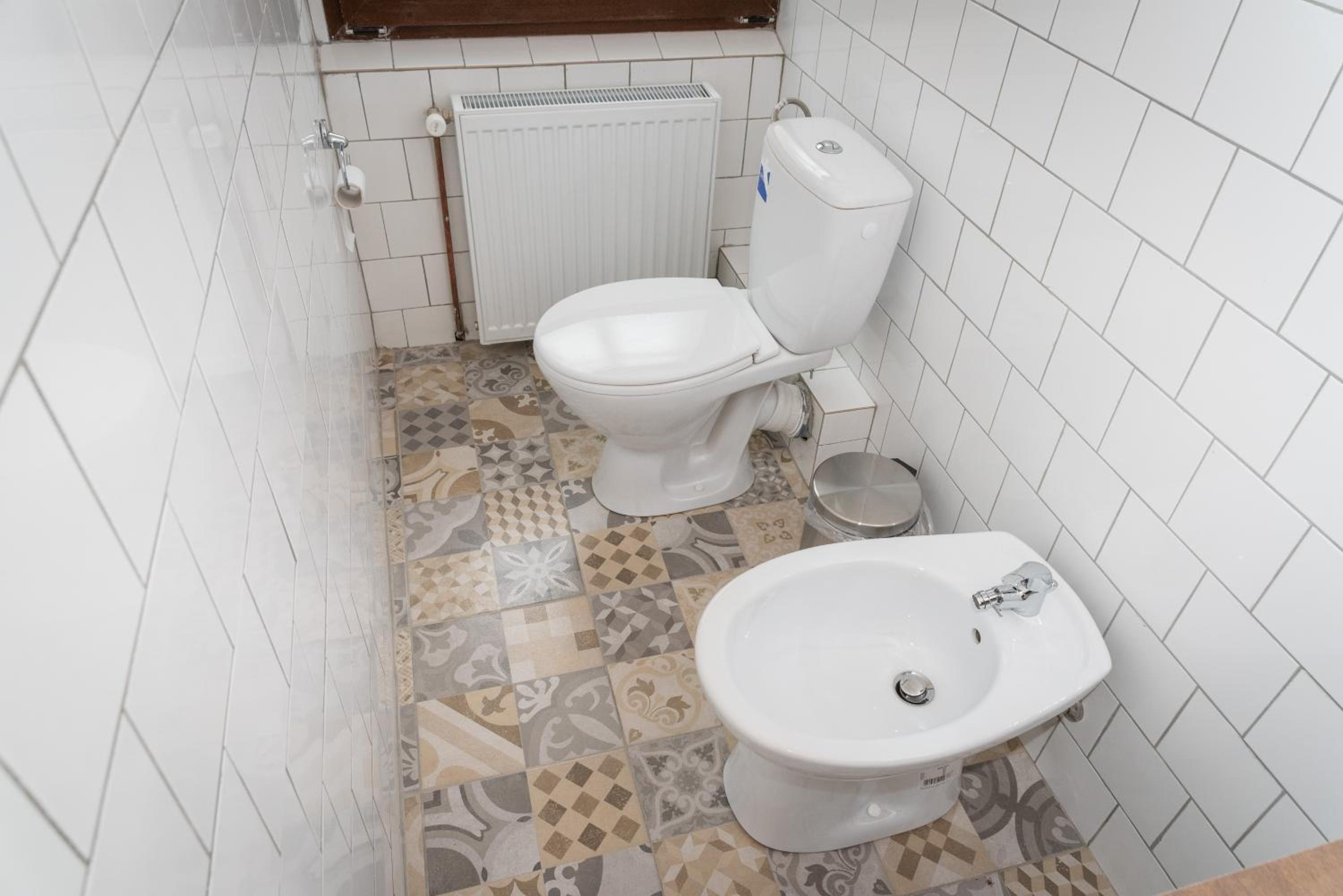 One-Bedroom Apartment - Photo 7