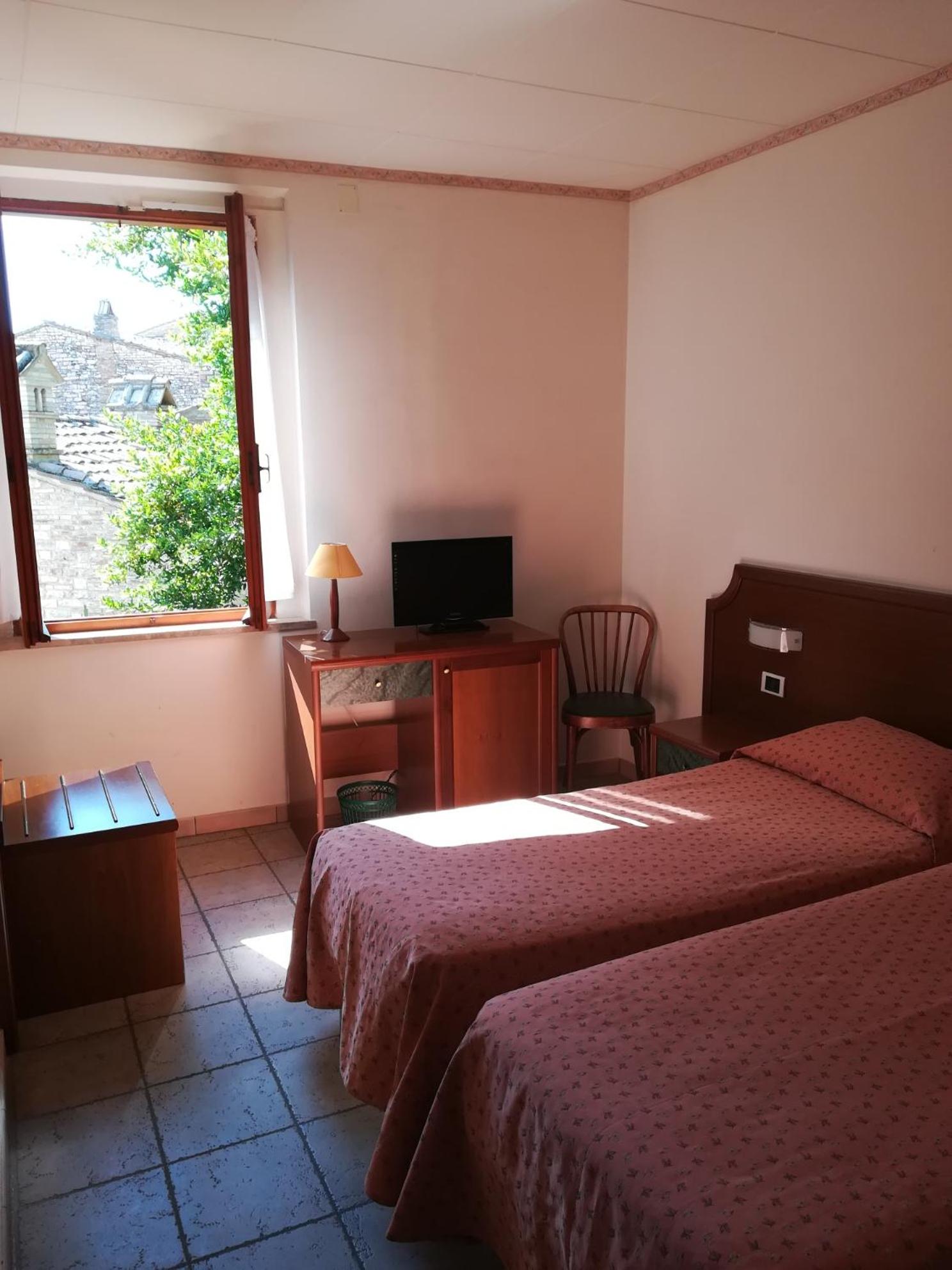 Twin Room photo 2
