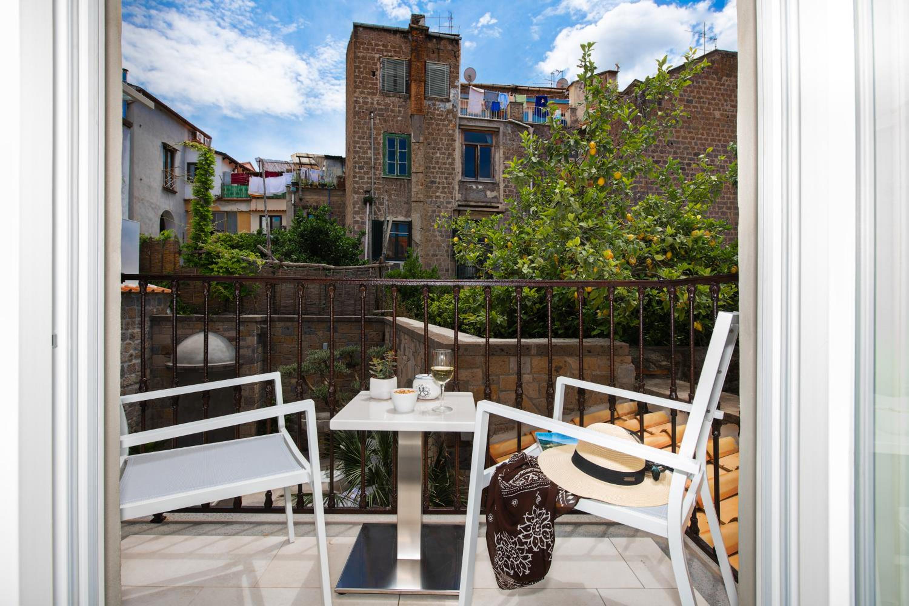 Studio with Garden View photo 2