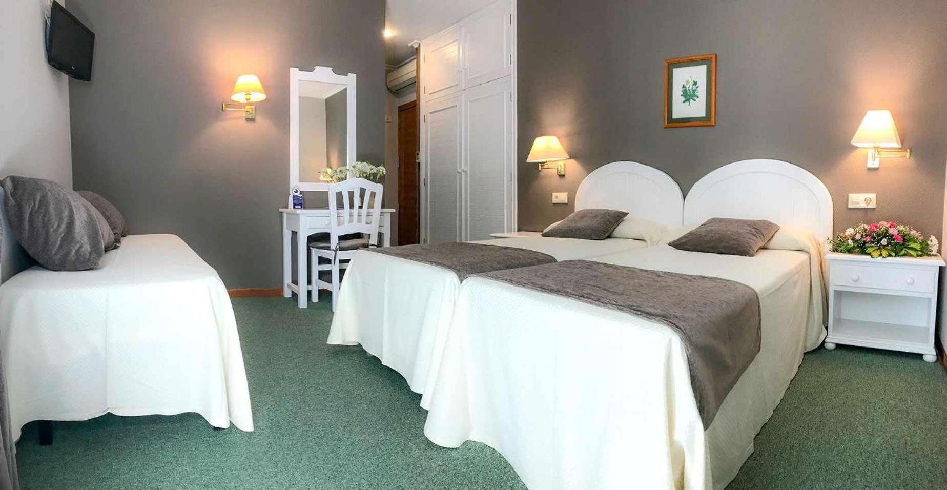 Habitación Doble con Cama Extra