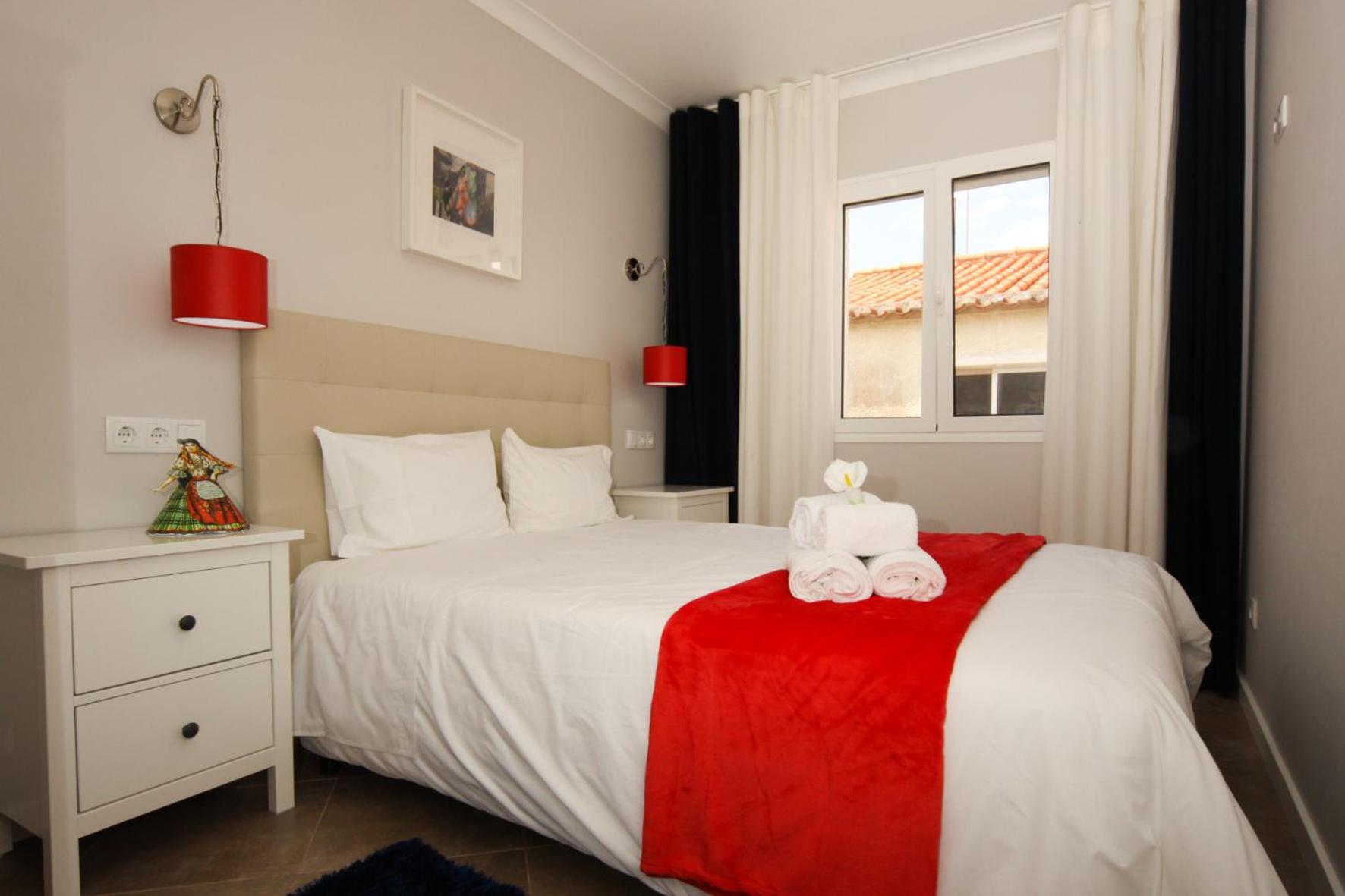Two-Bedroom Apartment - Photo 17