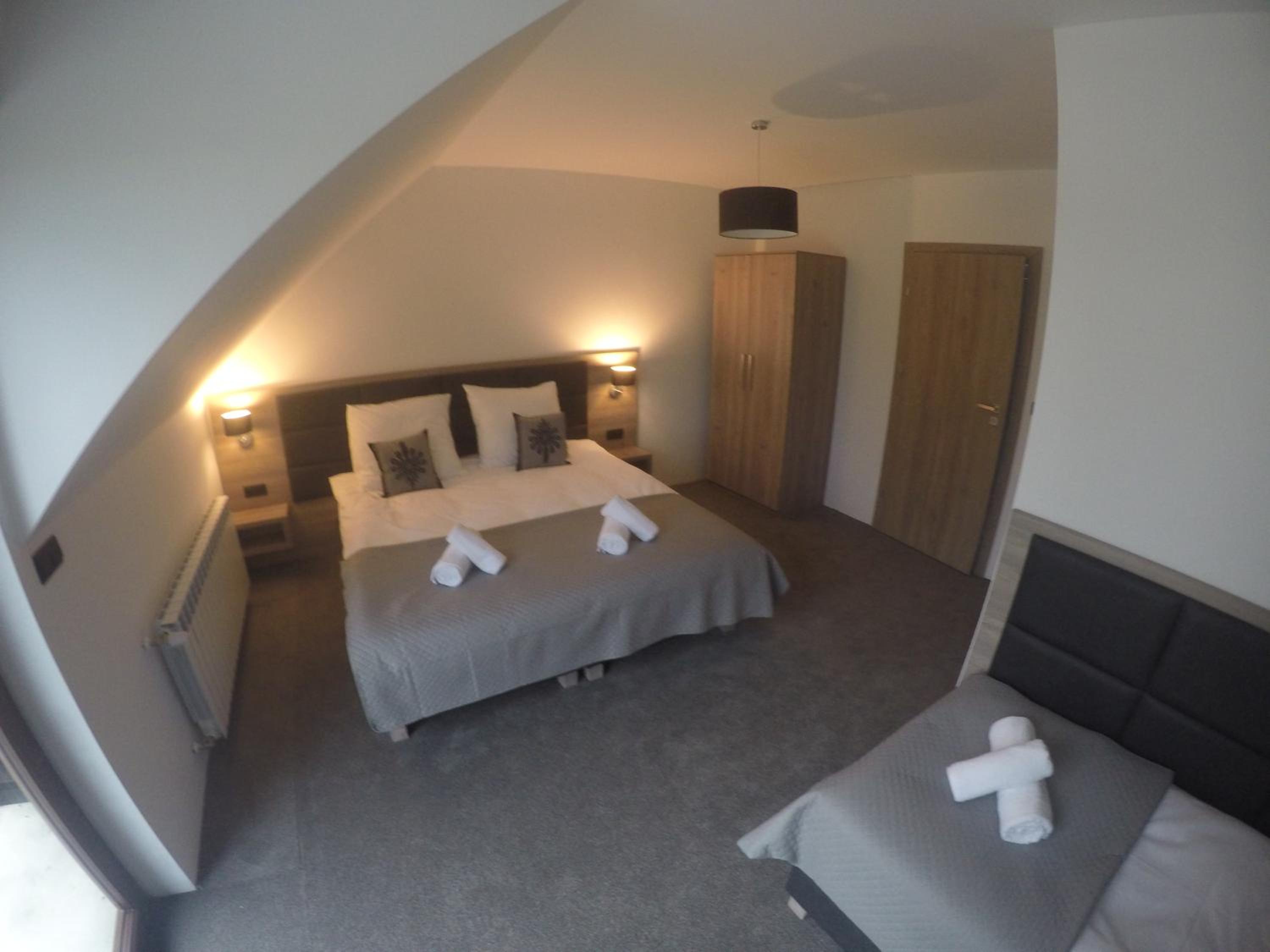 Triple Room with Balcony - Photo 1