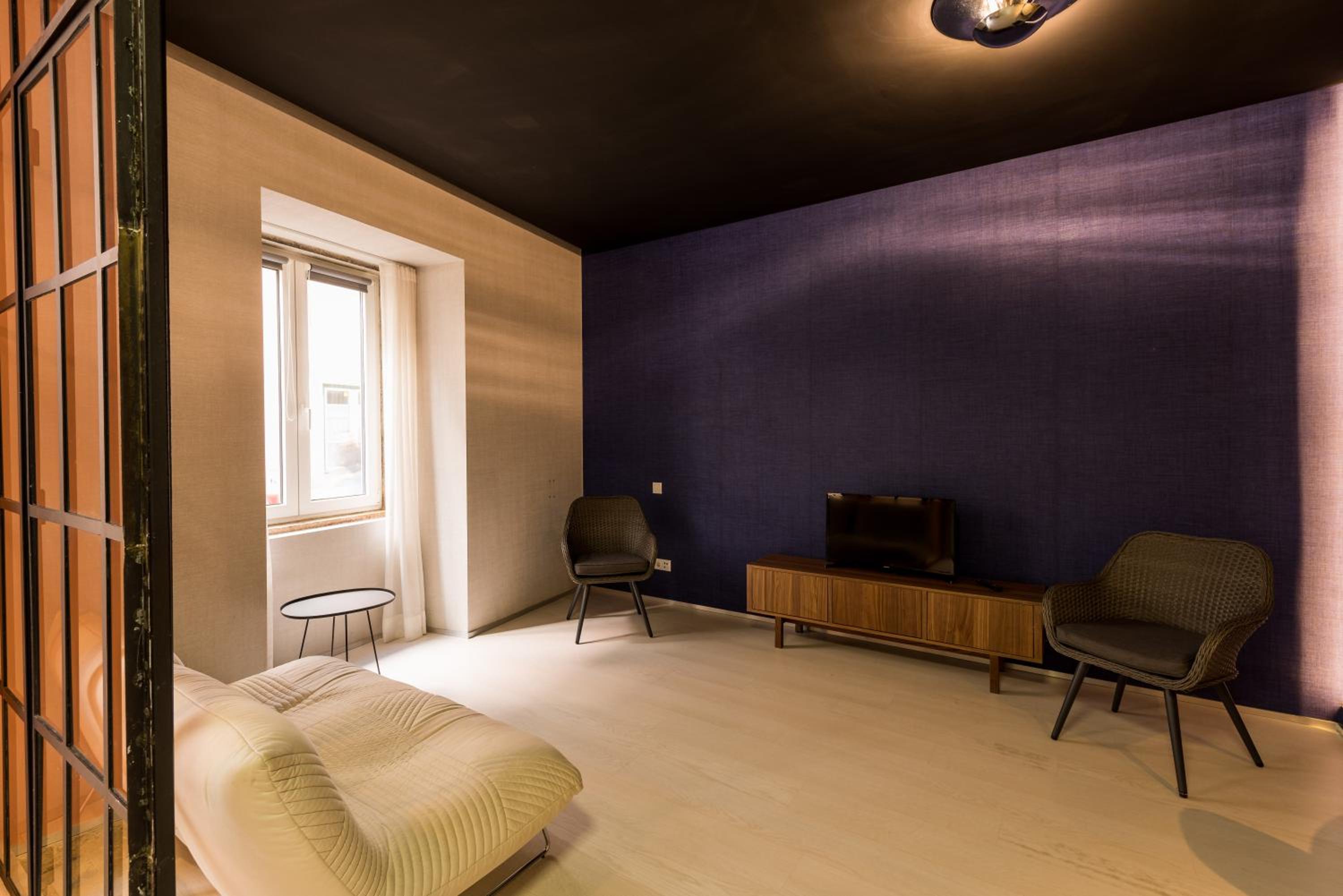 Superior One-Bedroom Apartment photo 2