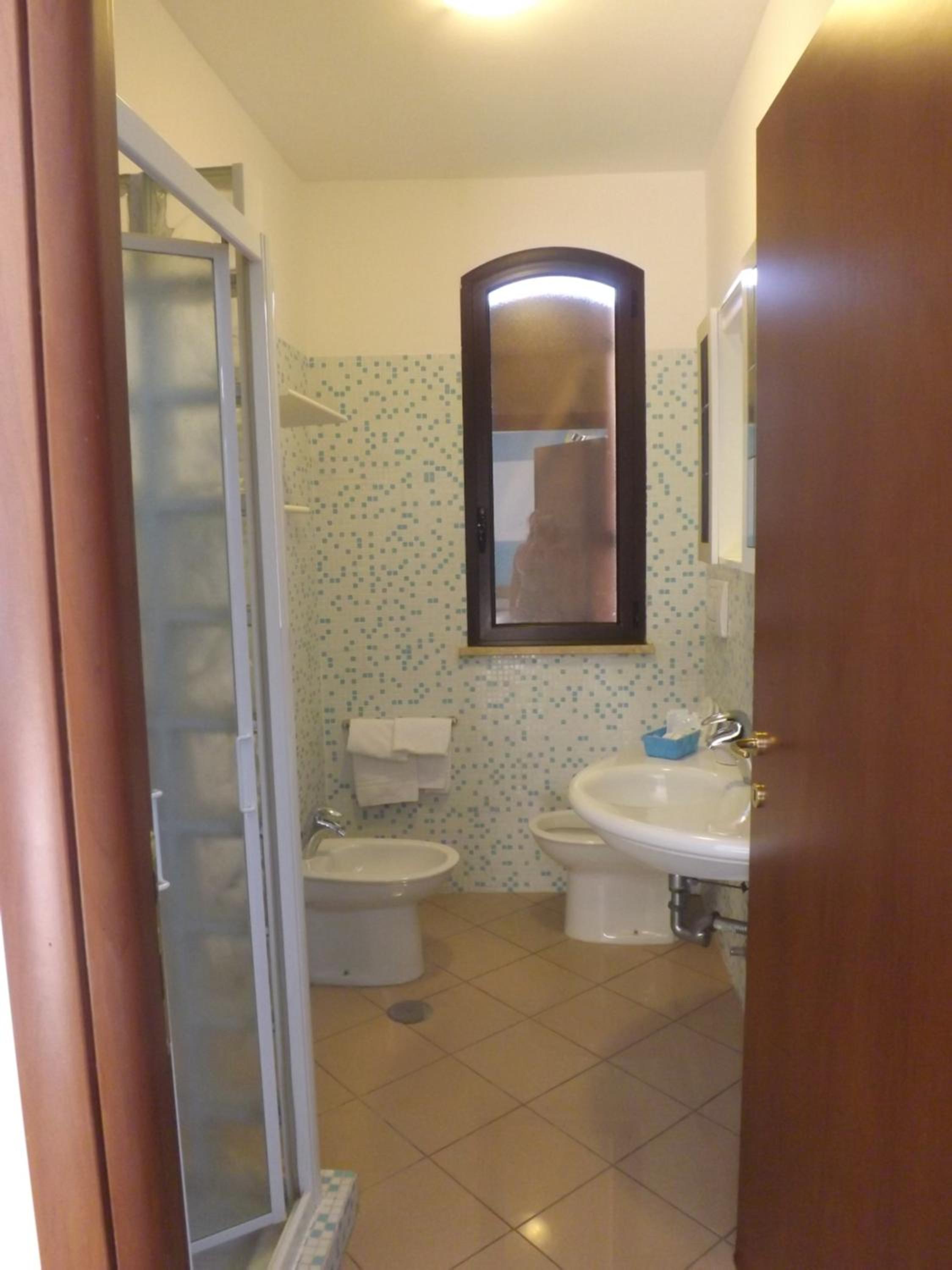 Classic Quadruple Room photo 2
