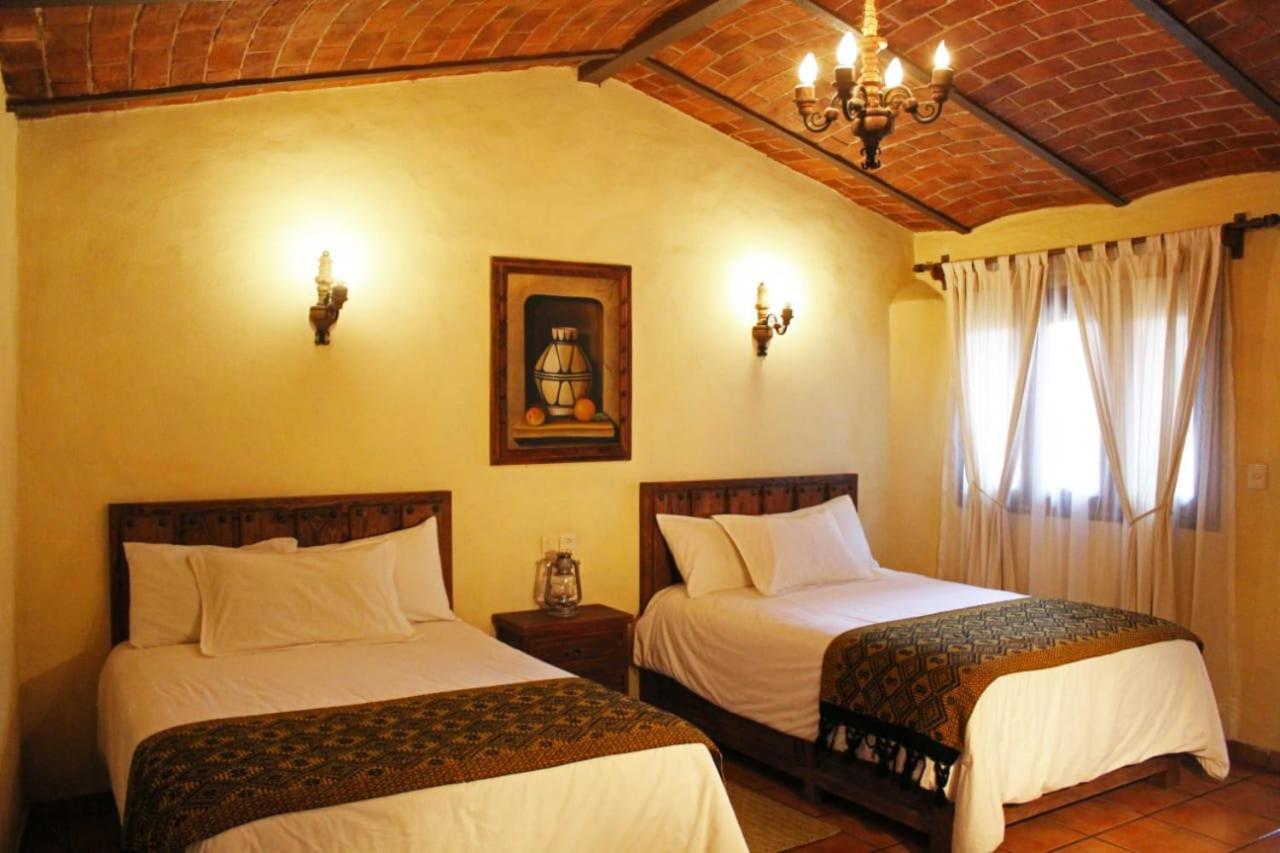 Double Room - Photo 3