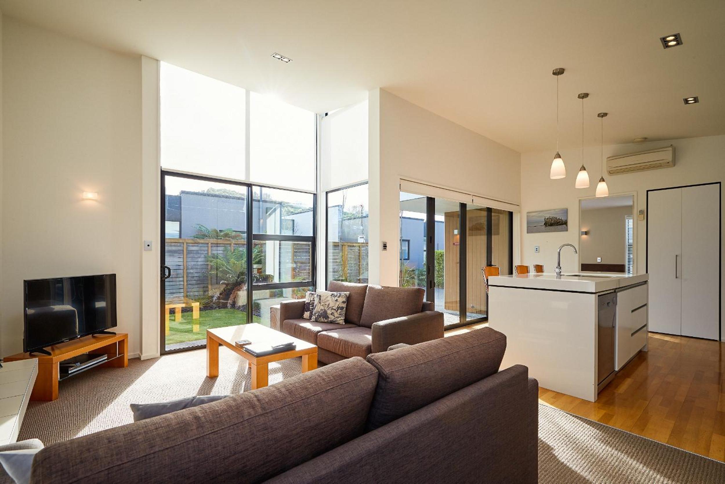 Two-Bedroom Apartment - Photo 18