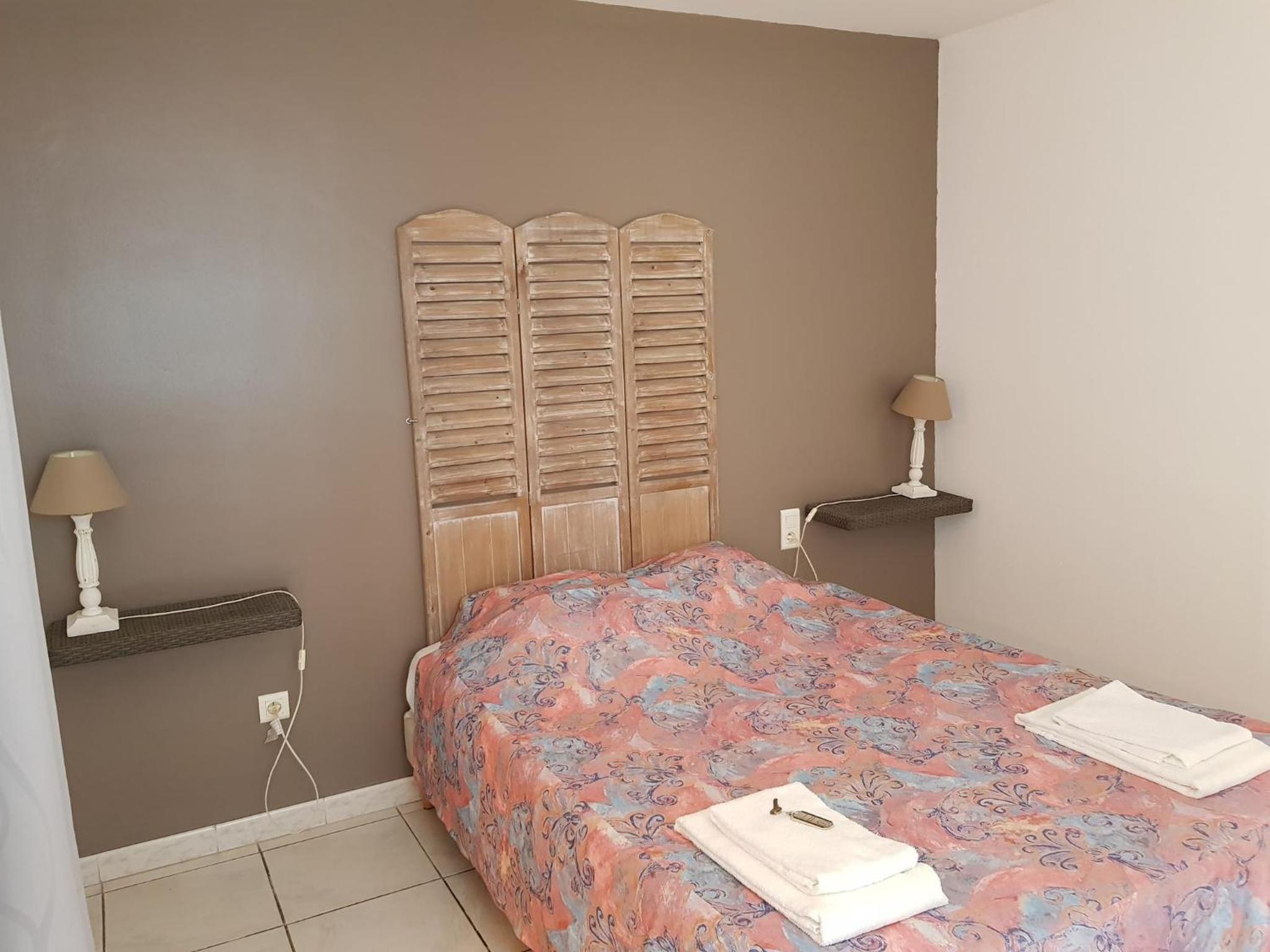 Double Room - Photo 6