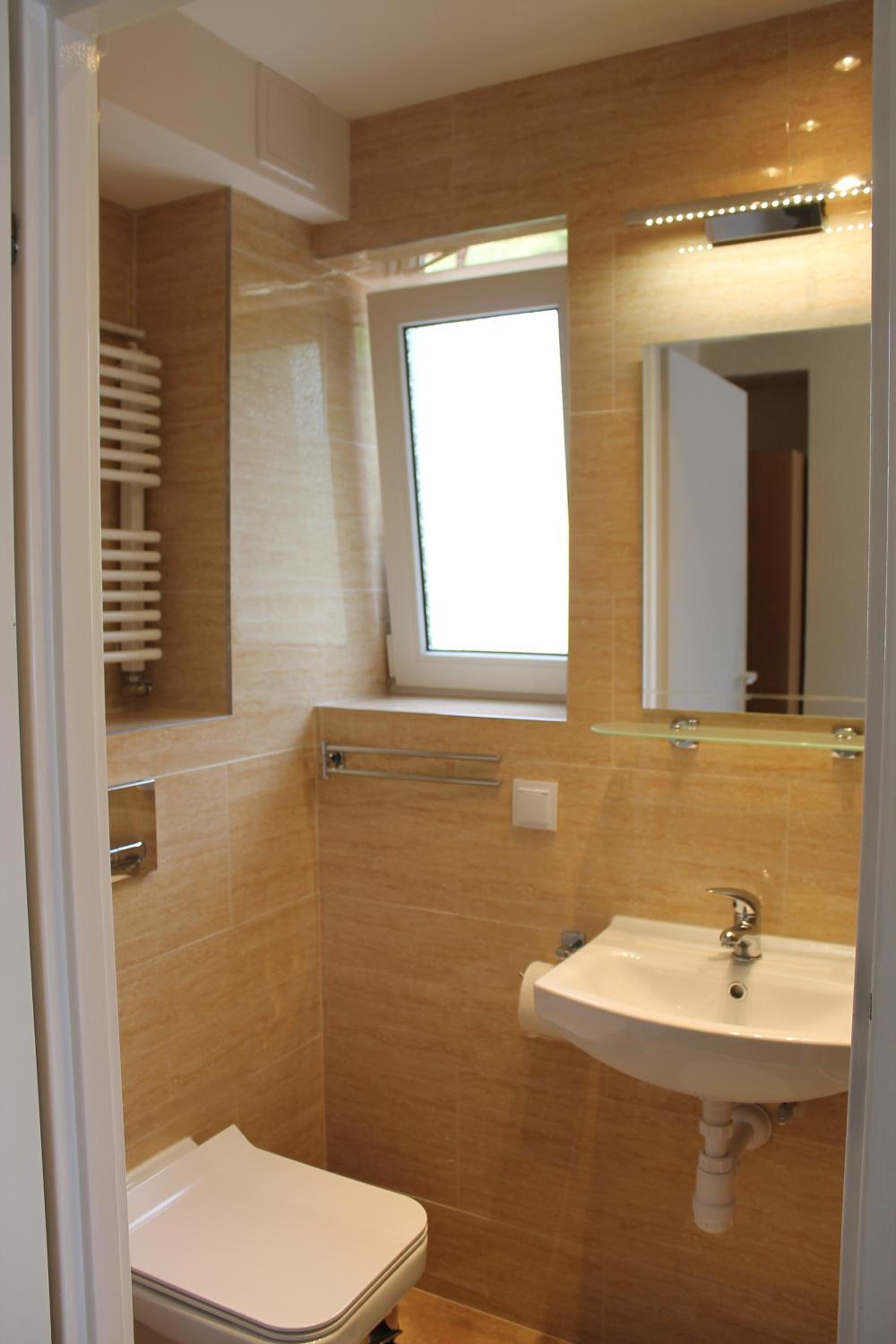 Double or Twin Room - Photo 22