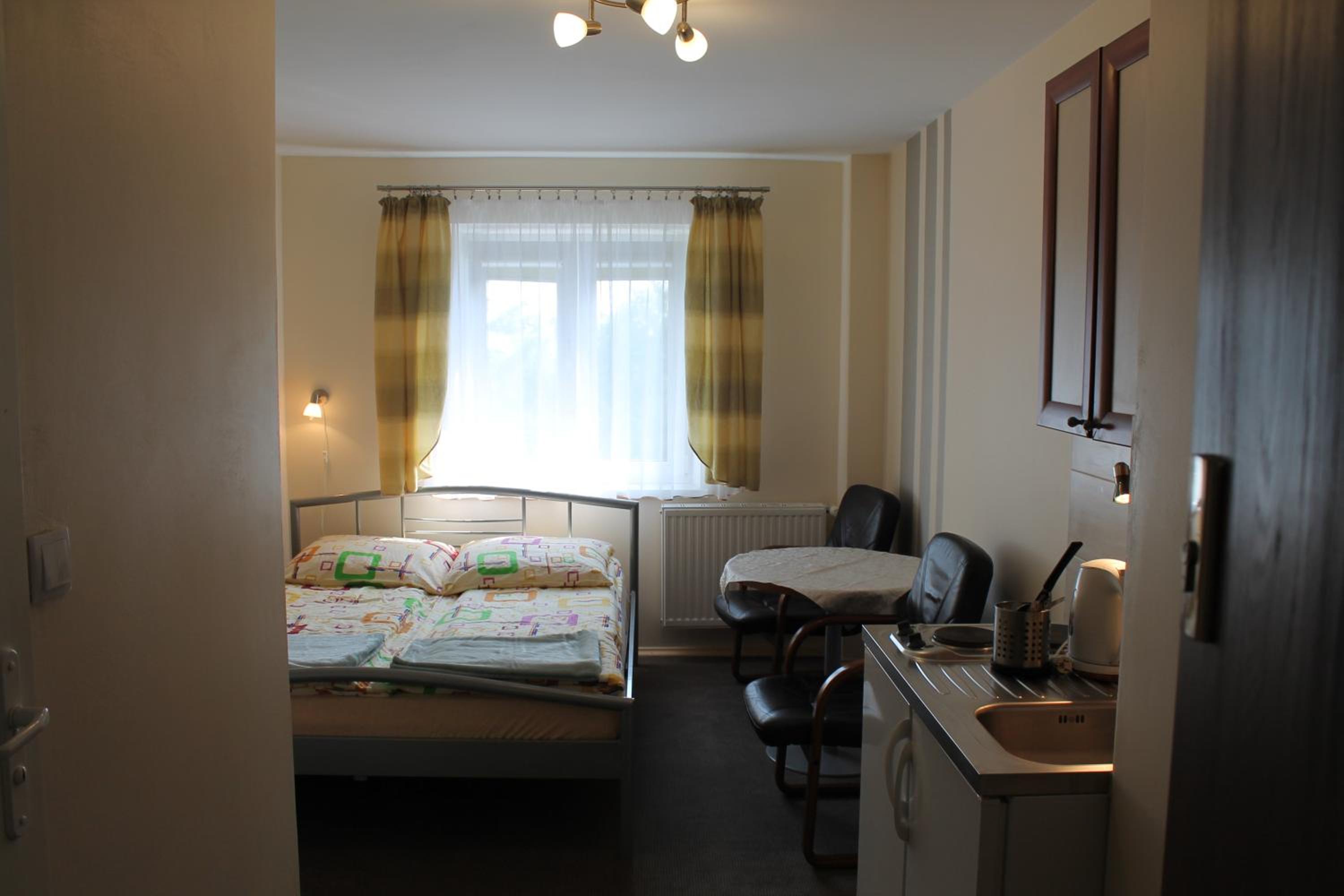 Double or Twin Room - Photo 24
