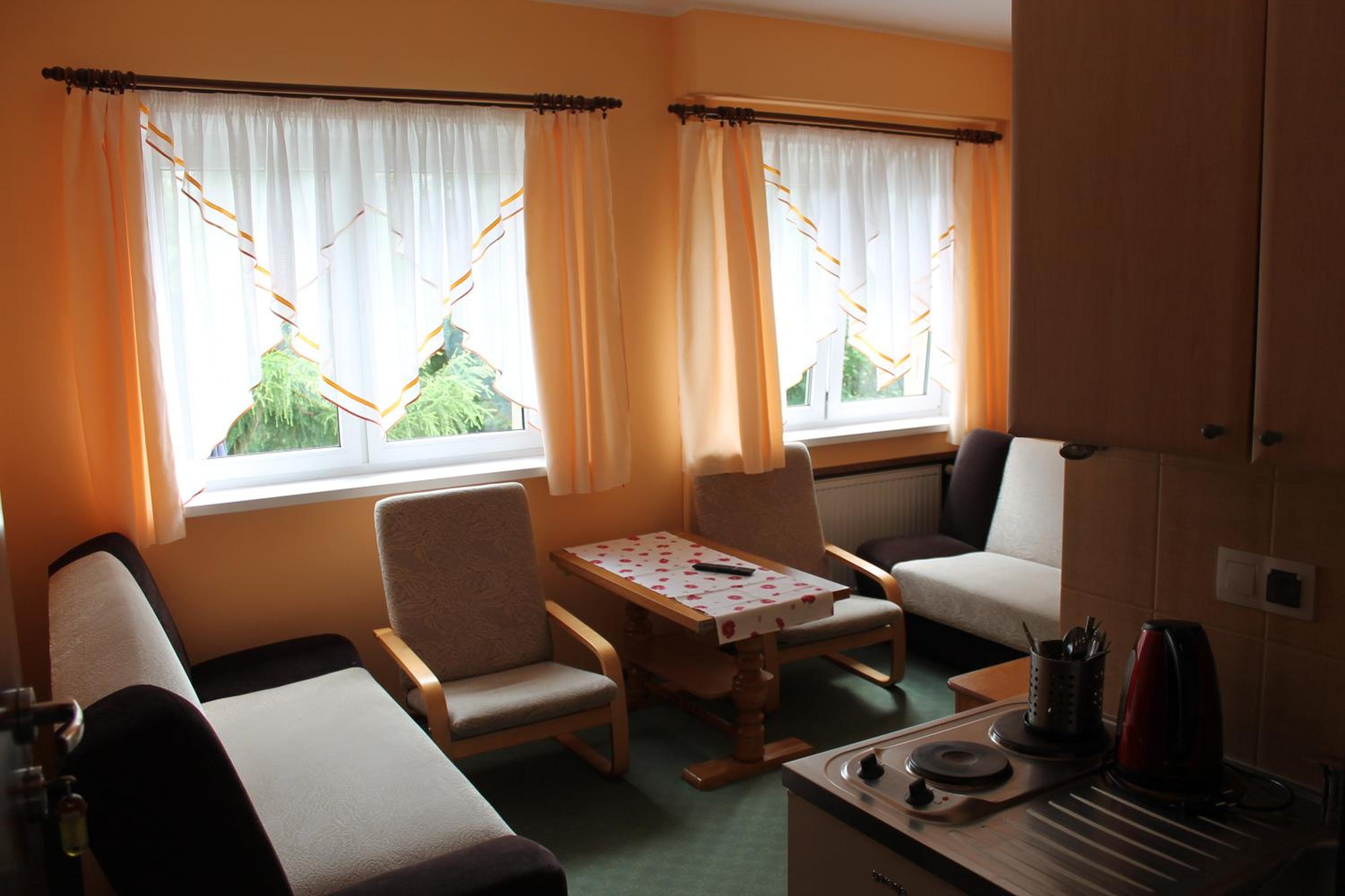 Quadruple Room - Photo 10