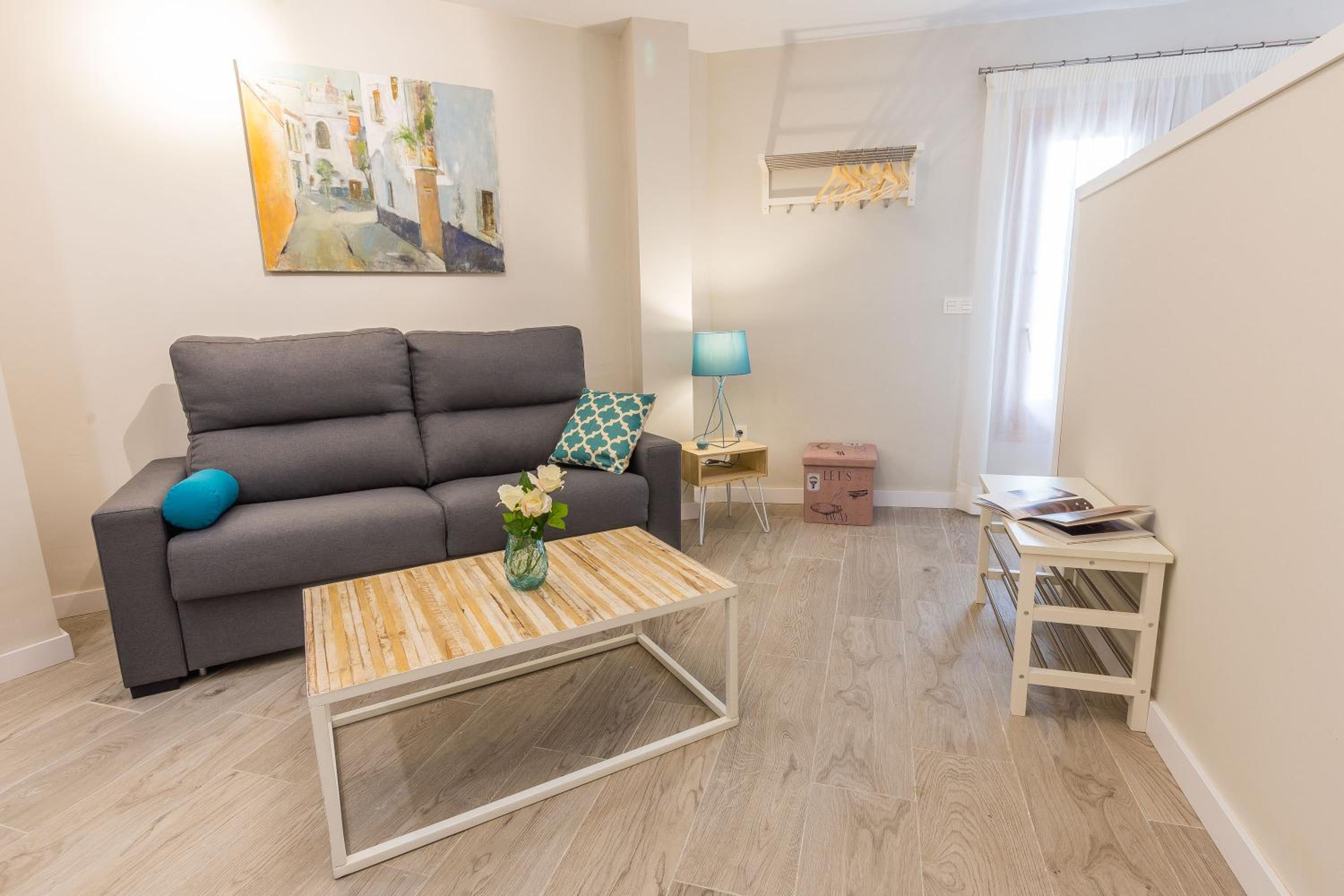 Studio Apartment - Photo 5