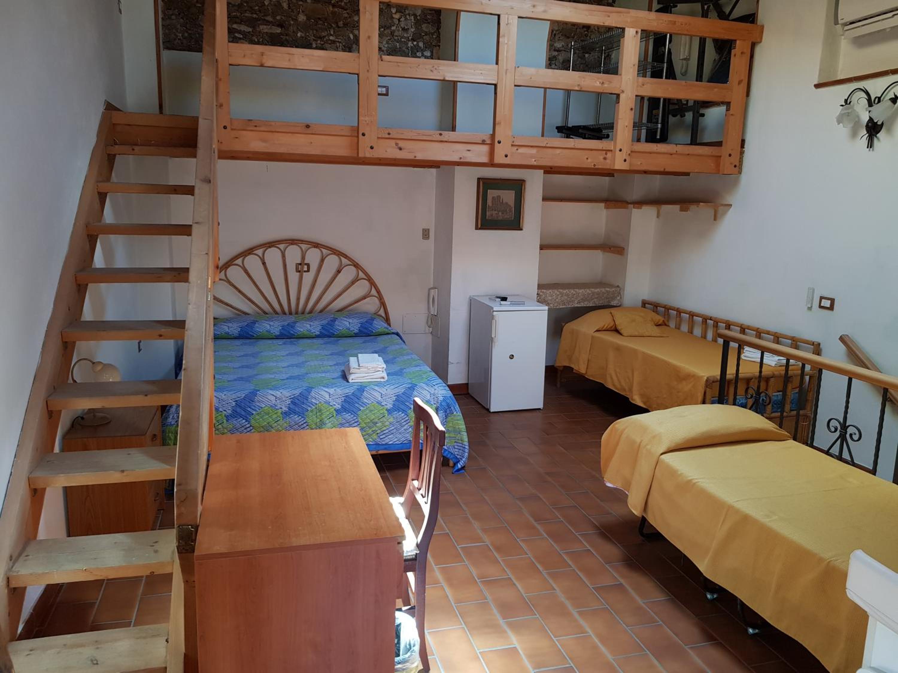 Classic Quadruple Room photo 1