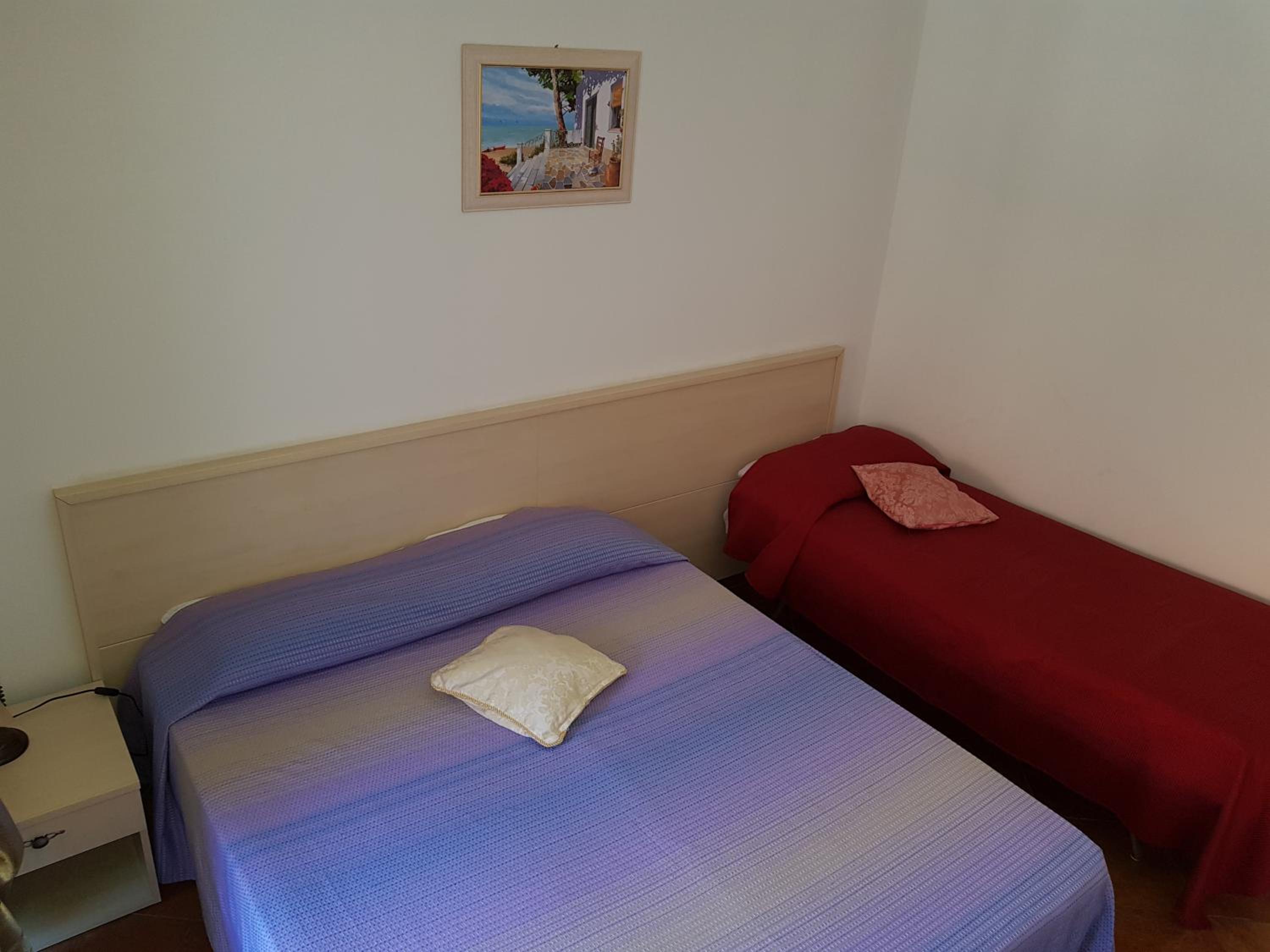 Double Room with Extra Bed photo 1