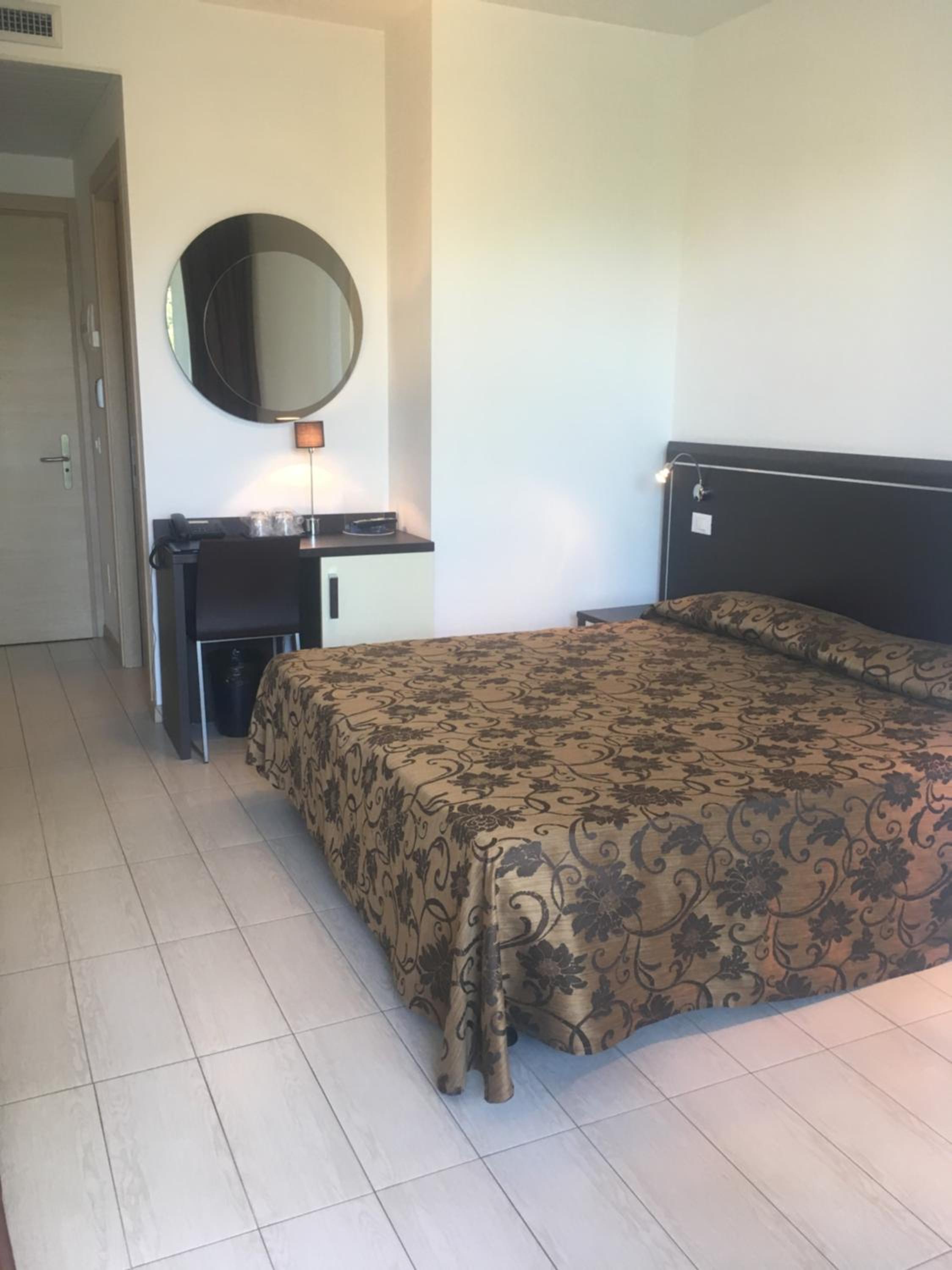 Deluxe Double Room - Photo 1