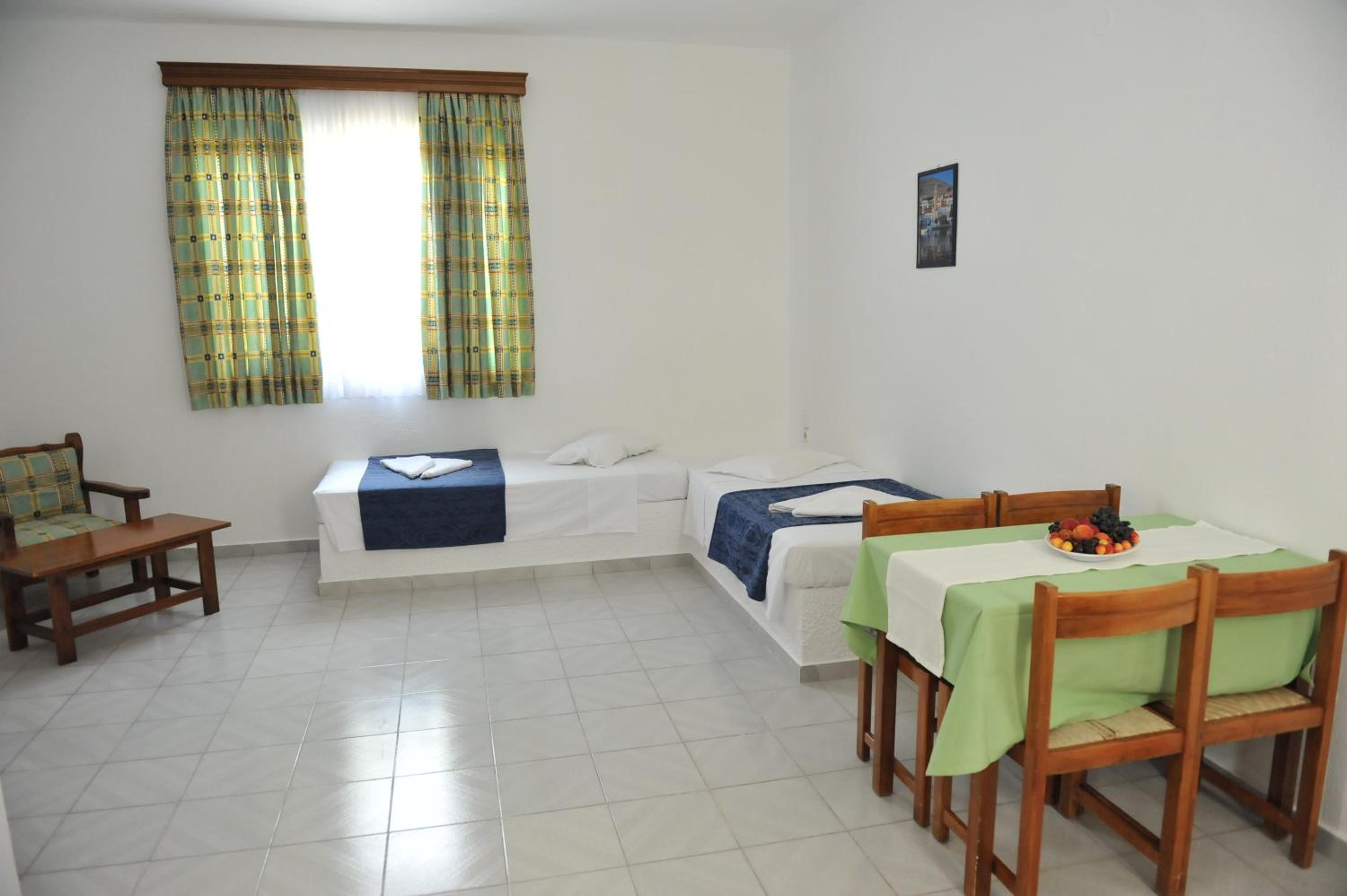 One-Bedroom Apartment - Photo 14