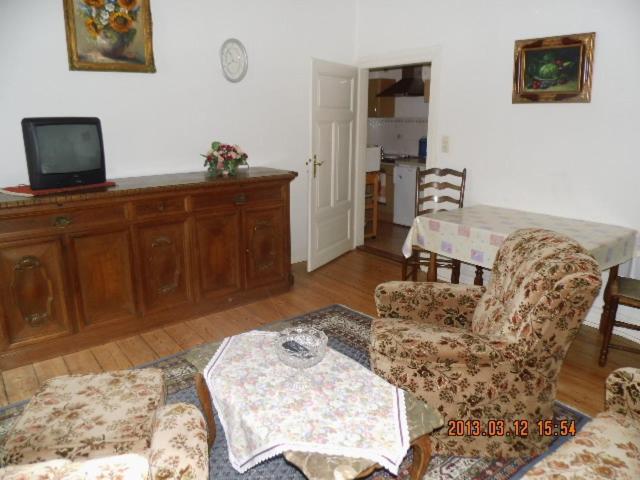 One-Bedroom Apartment (2 - 4 Adults) - Photo 114