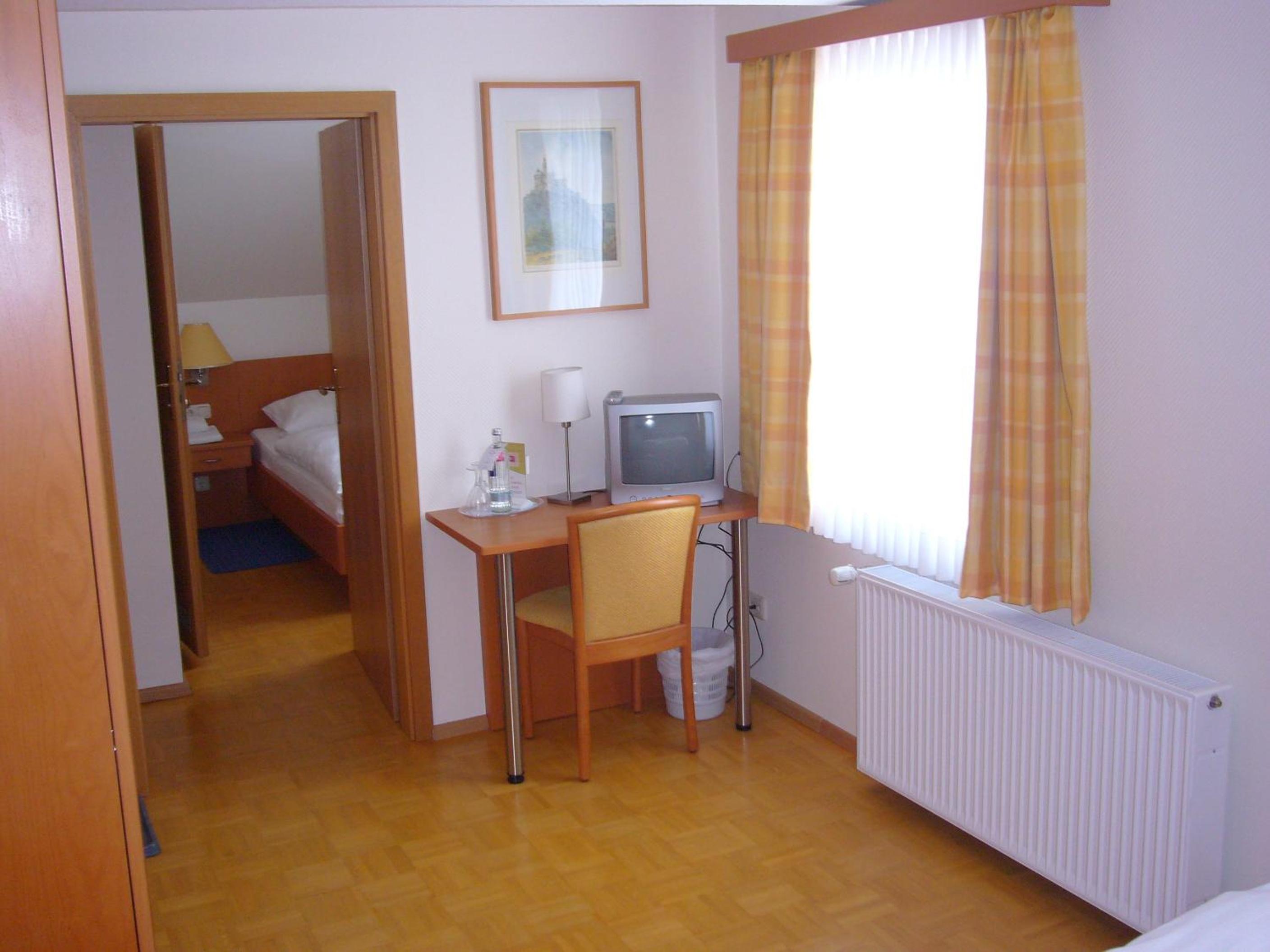 Triple Room photo 2