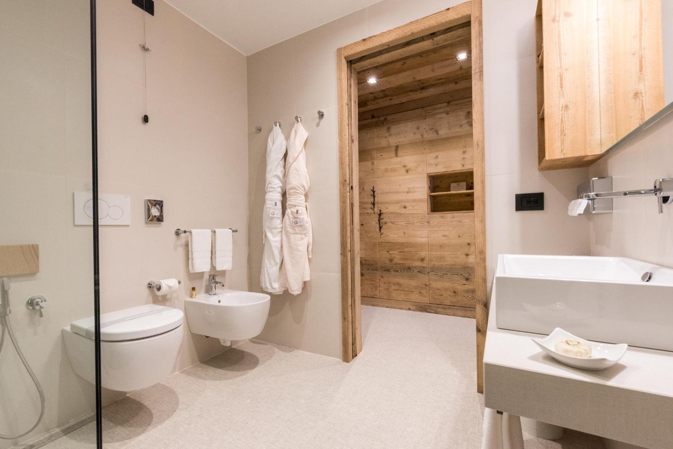 Superior Triple Room - Photo 4
