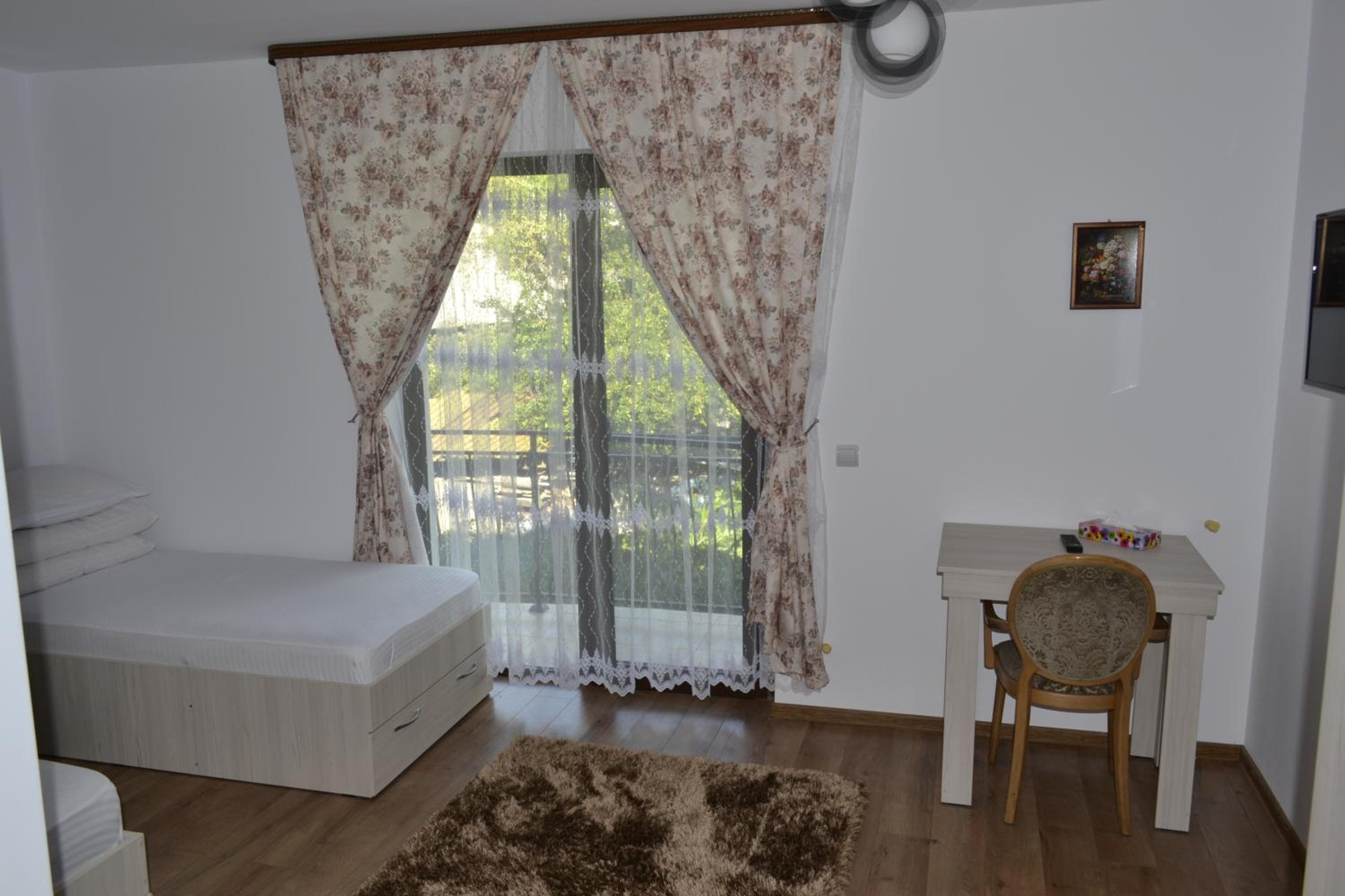 Superior Double Room - Photo 11