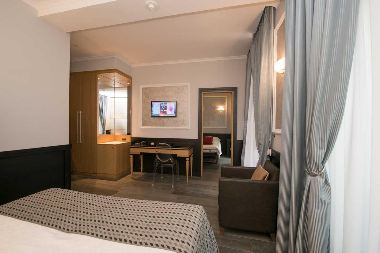 Junior Suite