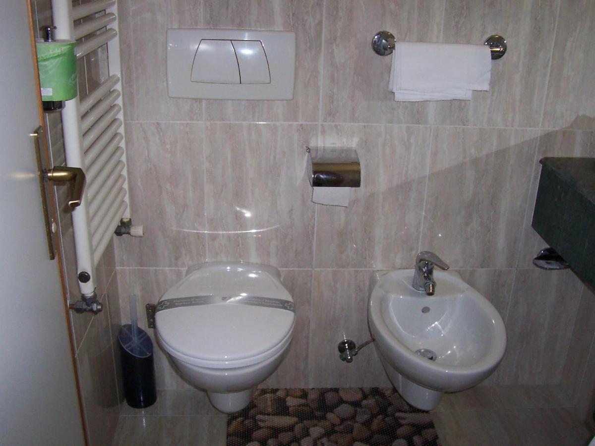 Classic Double Room - Photo 4