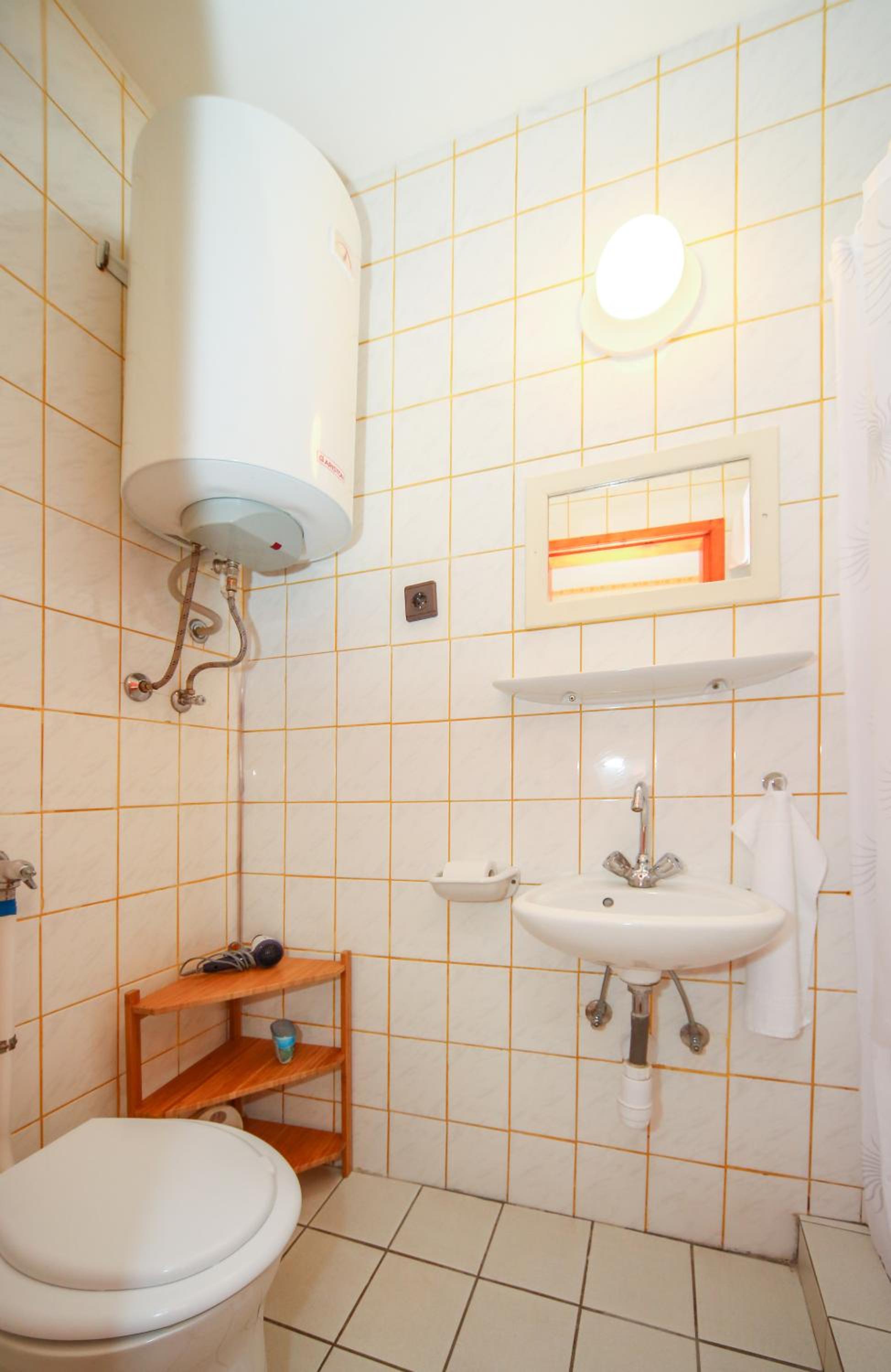 Double Room with Private Bathroom photo 1