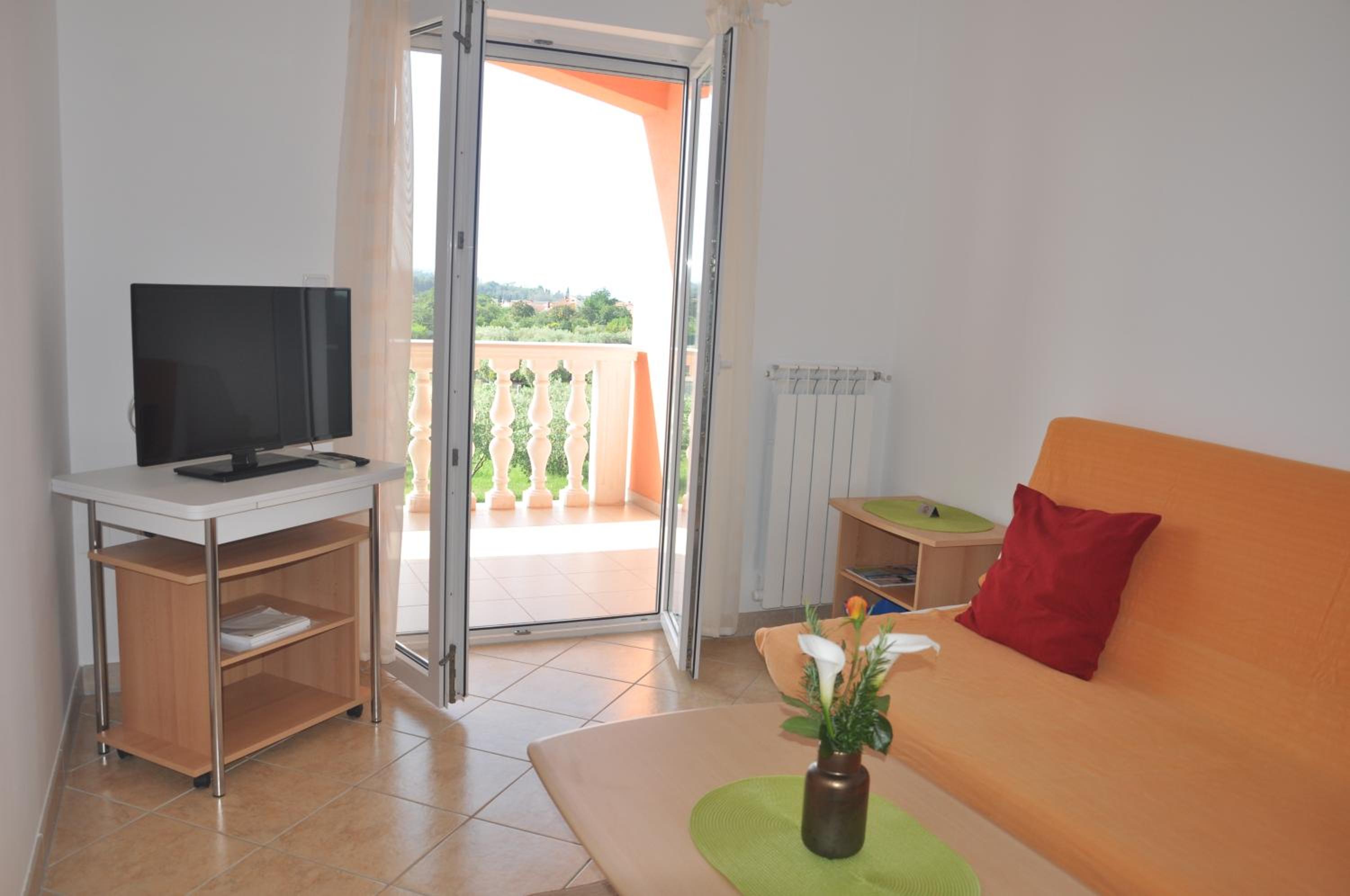 Family Apartment with Sea View